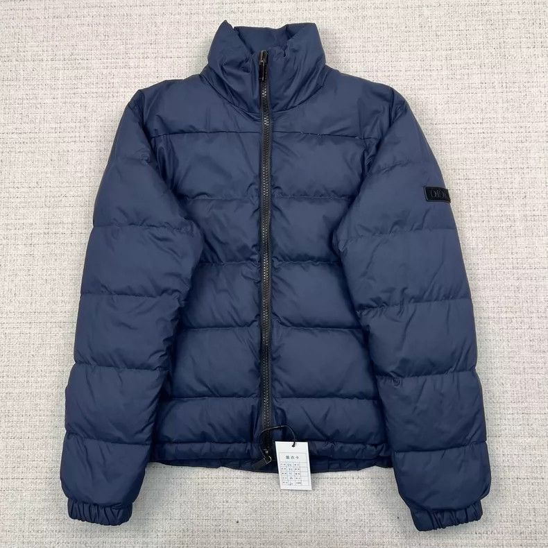 Dior Dior FW22 Solid Color Quilted Standing Leader Standard Down Size US S / EU 44-46 / 1 - 1 Thumbnail