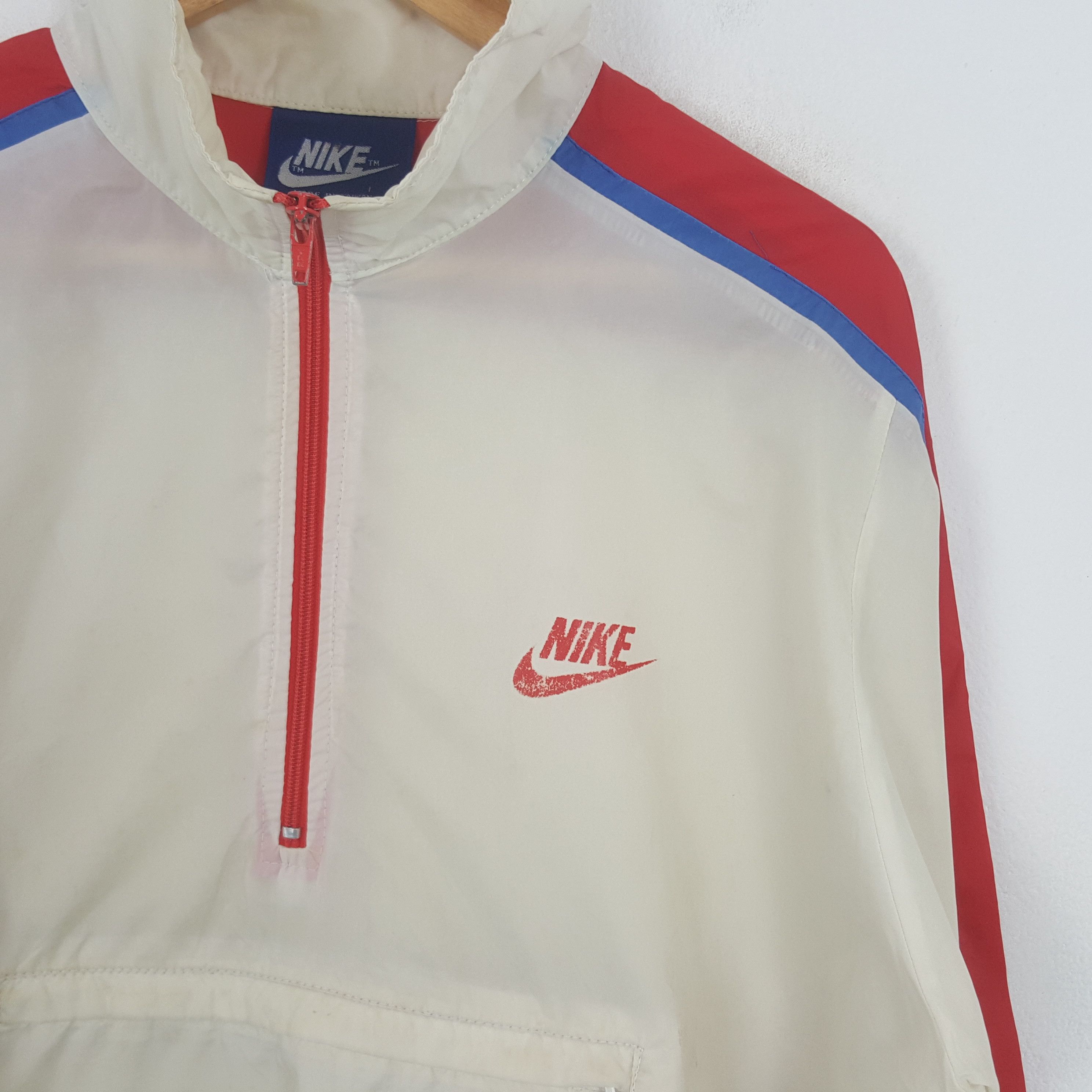 Nike Vintage NIKE Half Zipper Outdoor Windbreaker Jacket RR8 Size US L / EU 52-54 / 3 - 2 Thumbnail