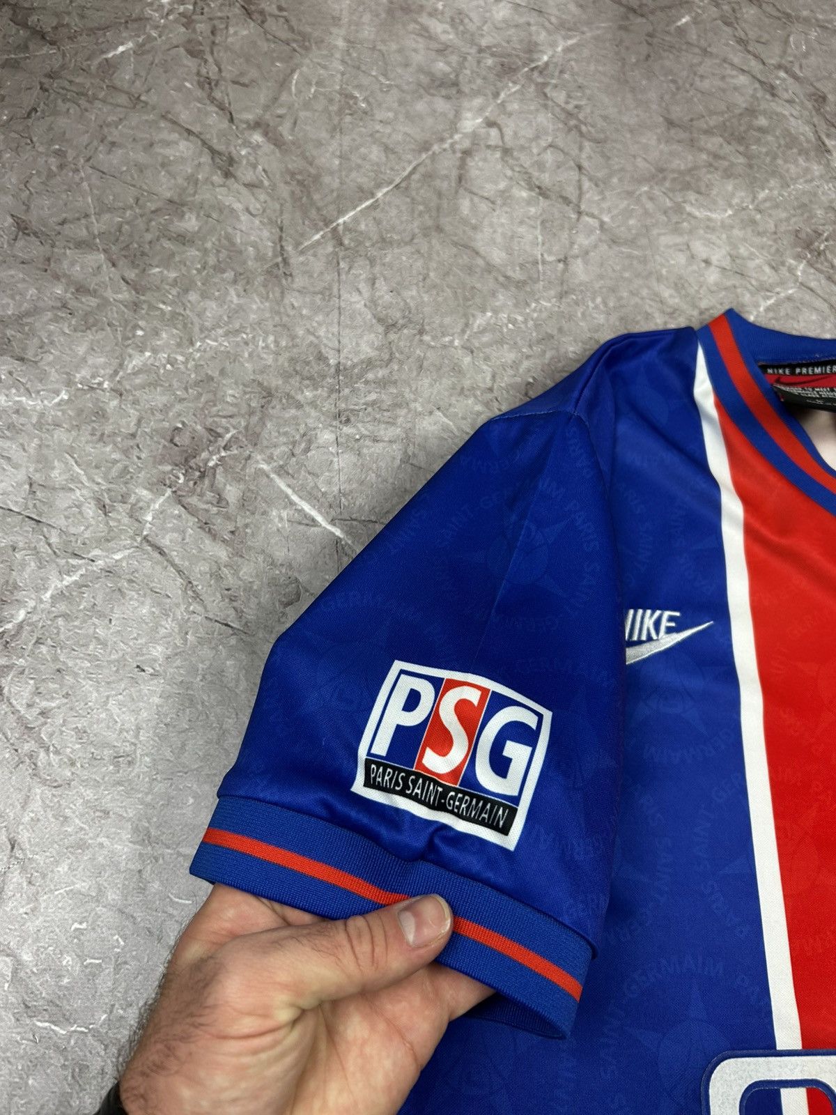 Nike Nike PSG Paris Saint Germain 1995/1996 Vintage Rare Jersey Size US L / EU 52-54 / 3 - 9 Thumbnail