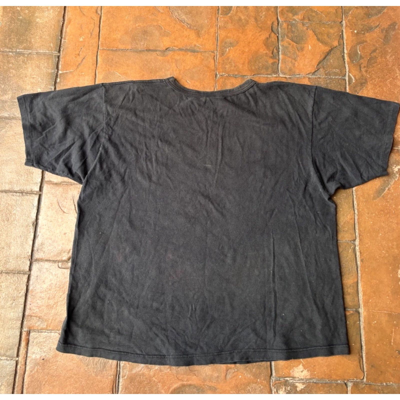 Champion VINTAGE Champion Milwaukee Bucks NBA T-Shirt 2XL Mens Shirt Short Sleeve Crew Neck Black USA 90s Size US XXL / EU 58 / 5 - 3 Thumbnail