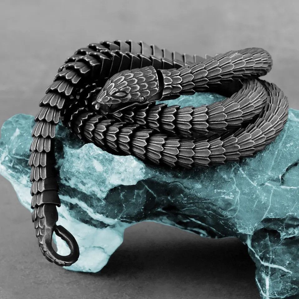 Jewelry Snake Dragon Ouroboros Necklace Size ONE SIZE - 3 Thumbnail