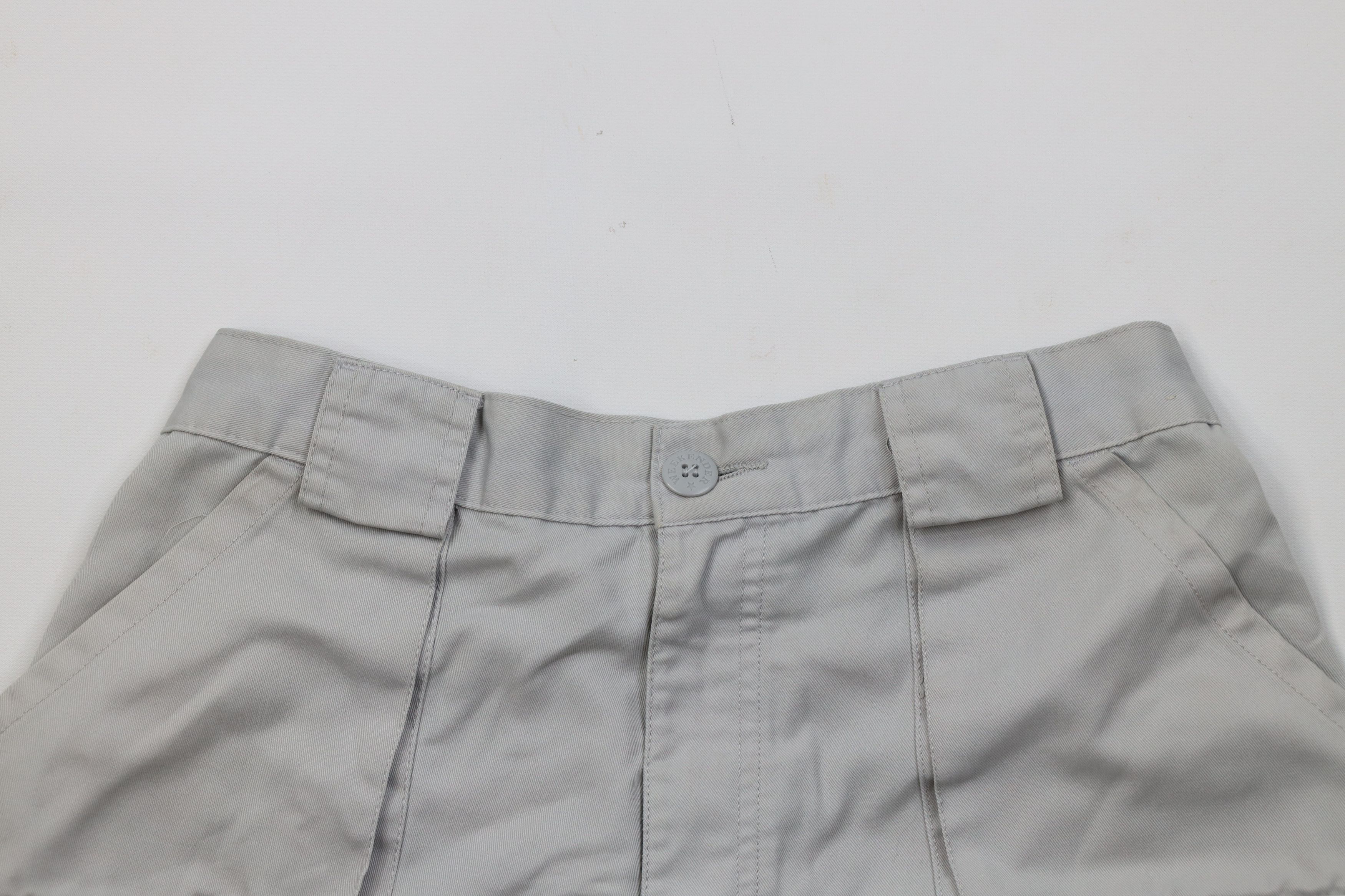 Vintage Vintage 90s Streetwear Above Knee Trekking Cargo Shorts Gray Size US 32 / EU 48 - 2 Thumbnail