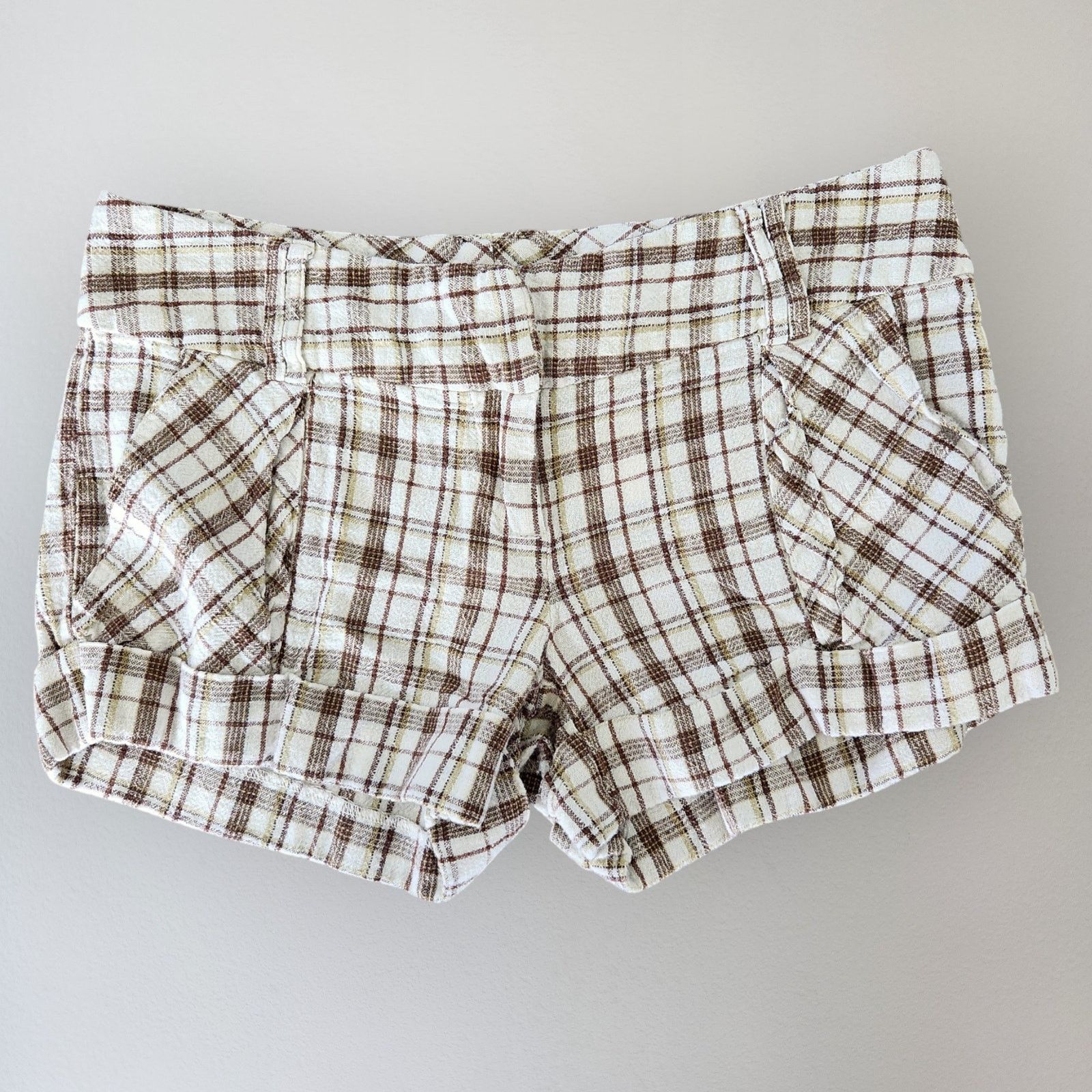 Forever 21 Vintage Forever 21 White Plaid Linen Low Rise Micro Shorts Size 30" / US 8 / IT 44 - 1 Thumbnail