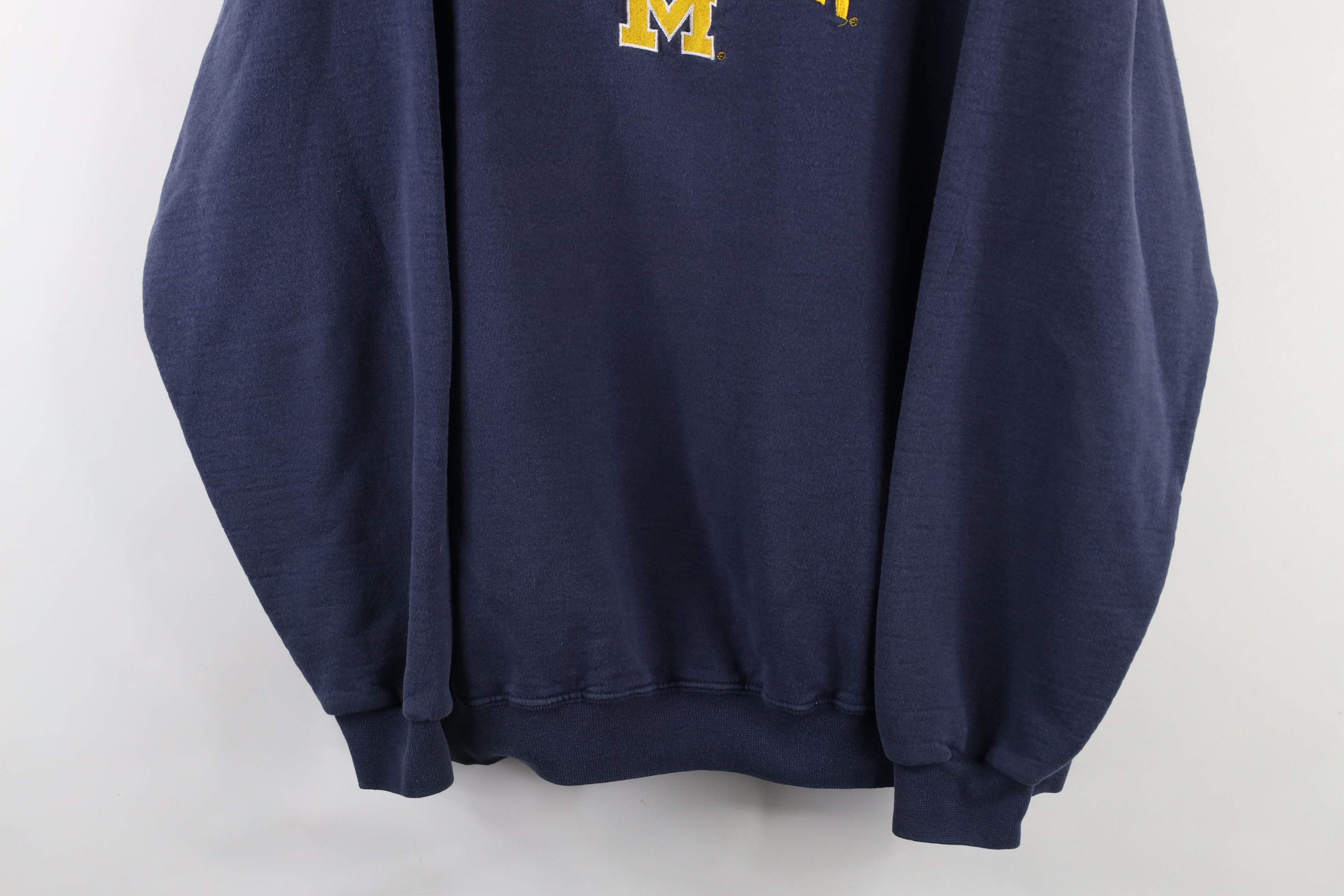 Vintage Vintage 90s University of Michigan Crewneck Sweatshirt Size US XL / EU 56 / 4 - 3 Thumbnail