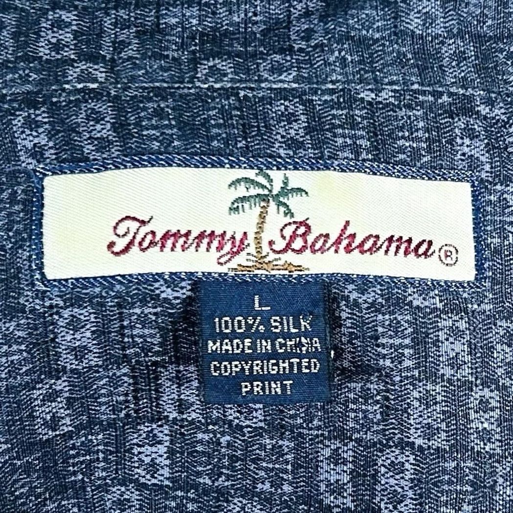 Tommy Bahama Tommy Bahama Shirt Mens Large 100% Silk Hawaiian Aloha Short Sleeve Button-Up Black Gray Size US L / EU 52-54 / 3 - 4 Thumbnail
