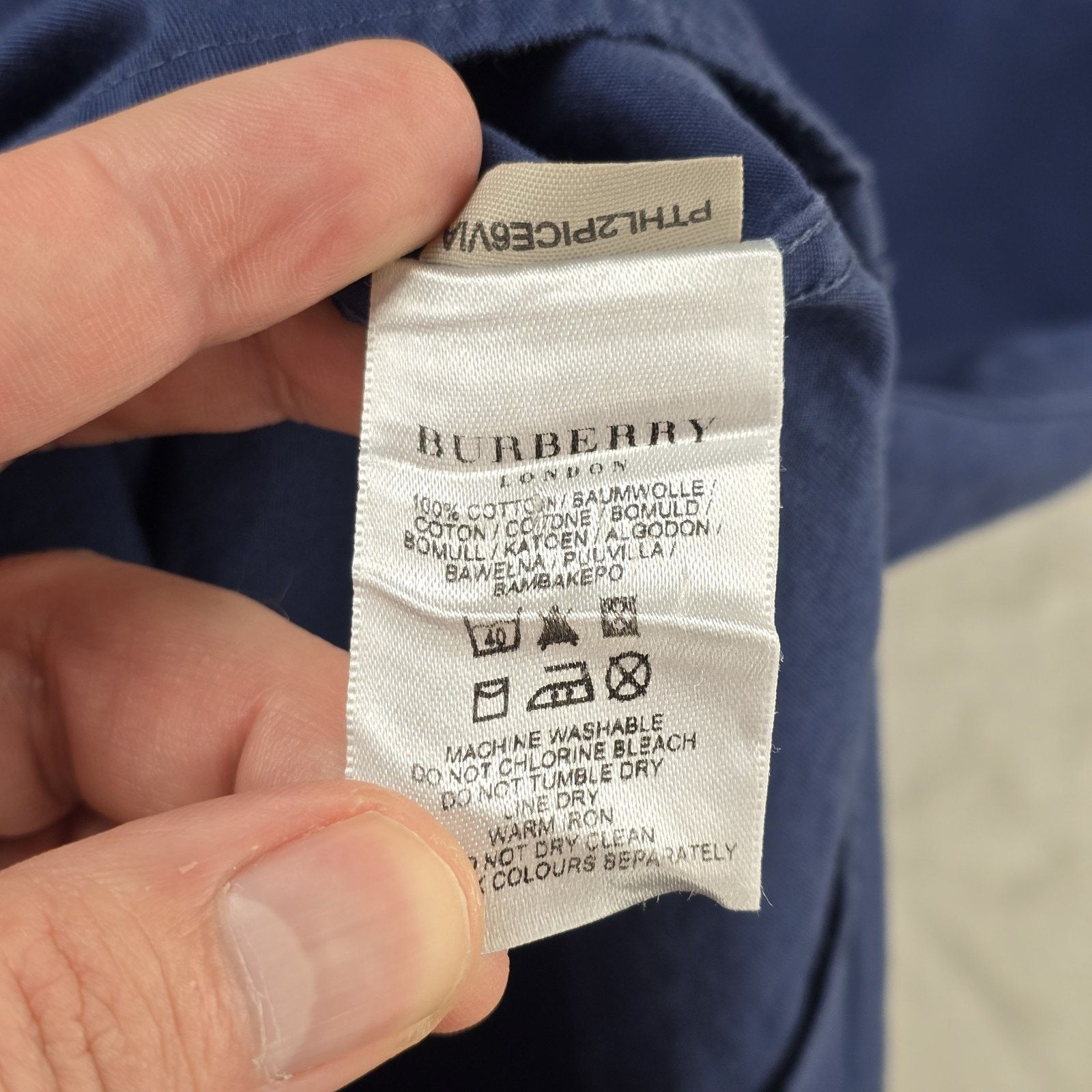 Burberry Burberry London Button Down Shirt Medium Blue Long Sleeve Size US M / EU 48-50 / 2 - 7 Thumbnail