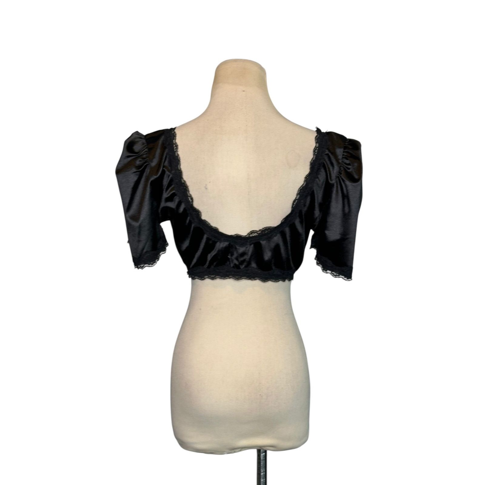 PRINCESS POLLY Princess Polly black short sleeves crop blouse size 12 Size XL / US 12-14 / IT 48-50 - 7 Thumbnail