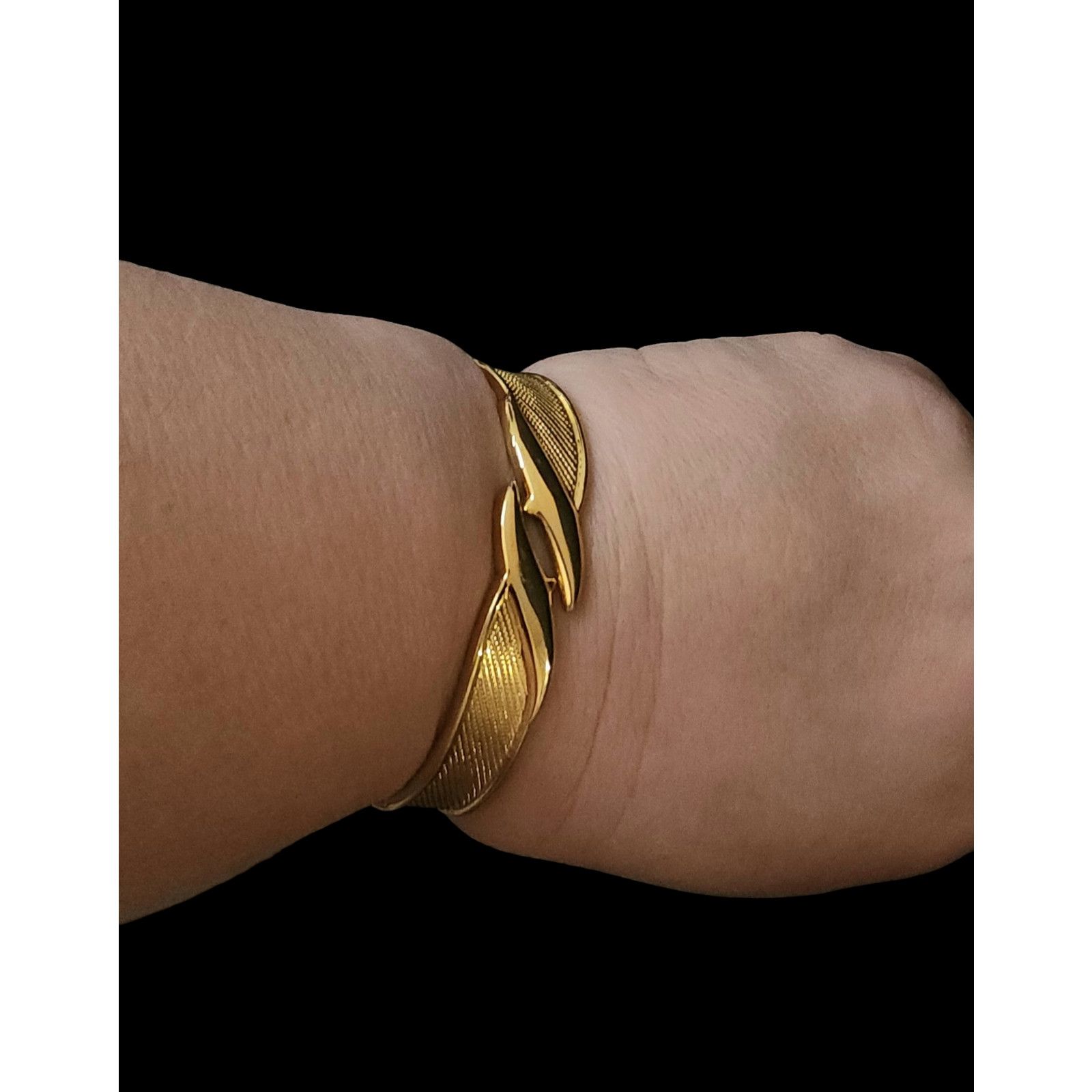 Monet Vintage Monet hinged cuff gold tone bracelet. Size ONE SIZE - 3 Thumbnail