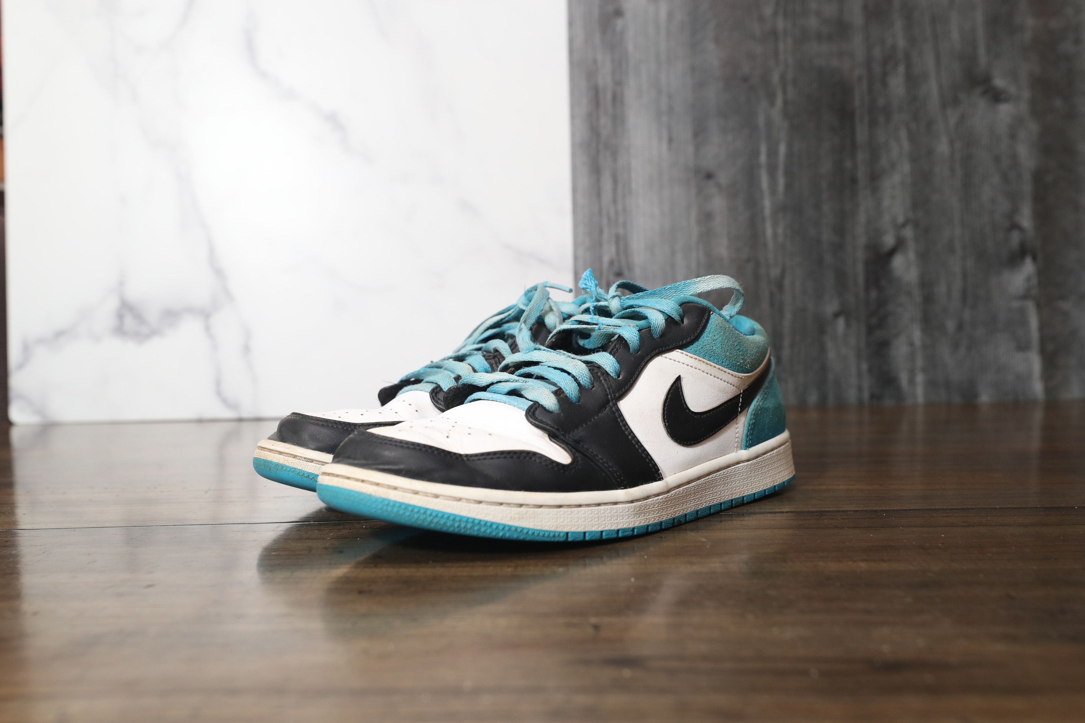 Nike Jordan Low Laser Blue