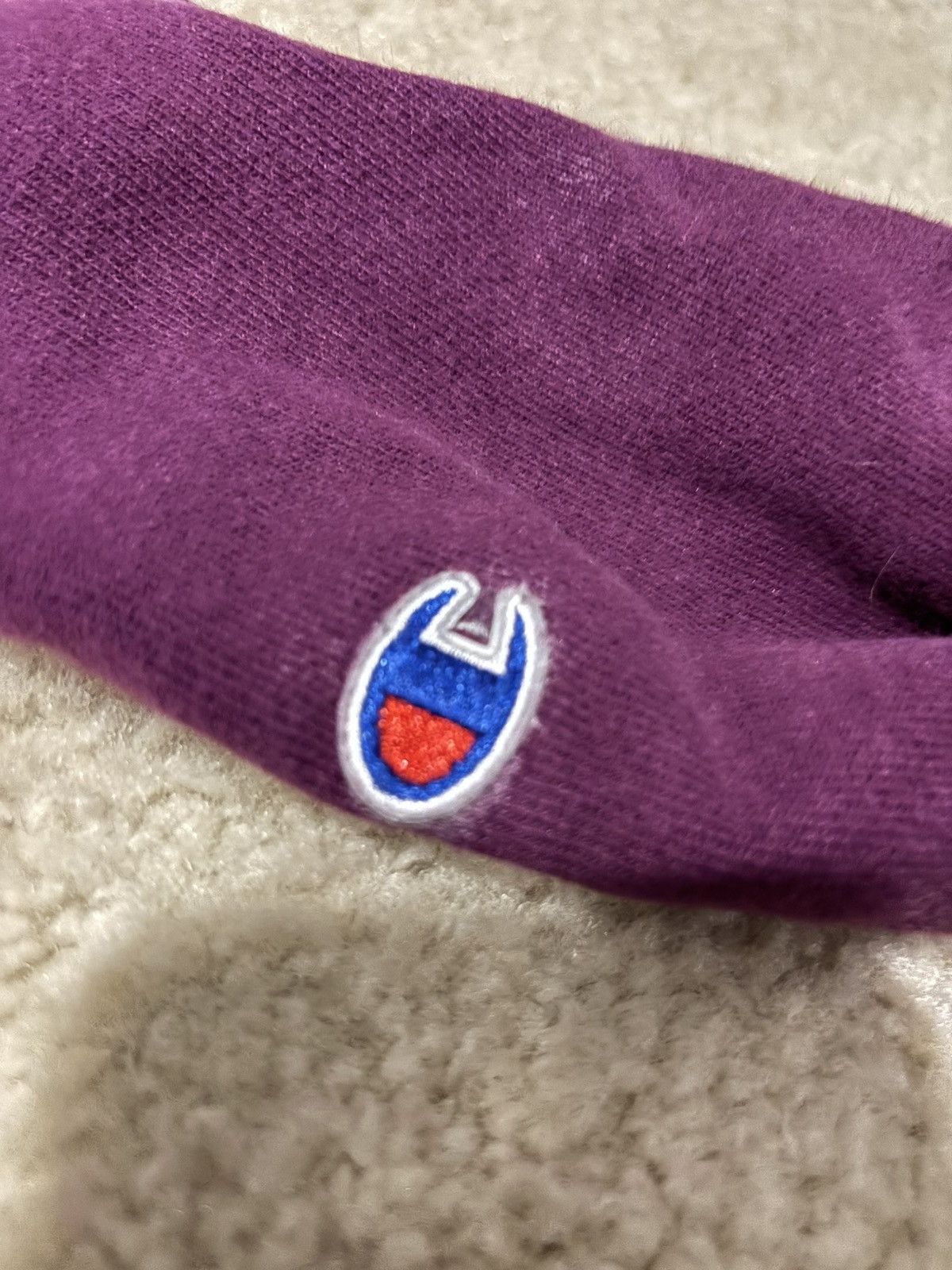 Champion Champion crewneck plum Size US M / EU 48-50 / 2 - 2 Thumbnail