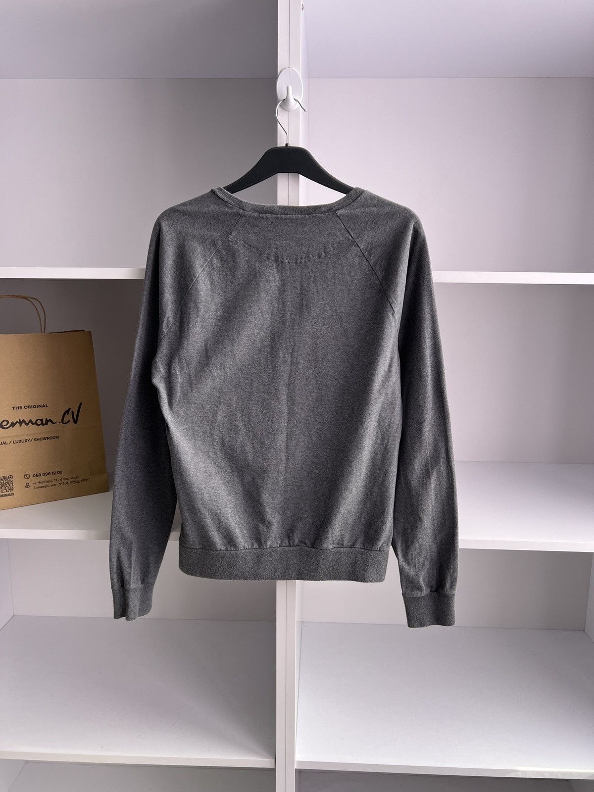Designer × Gucci × Vintage Vintage Gucci Made In italy Big Logo Spell Out Sweatshirt Size US M / EU 48-50 / 2 - 15 Thumbnail