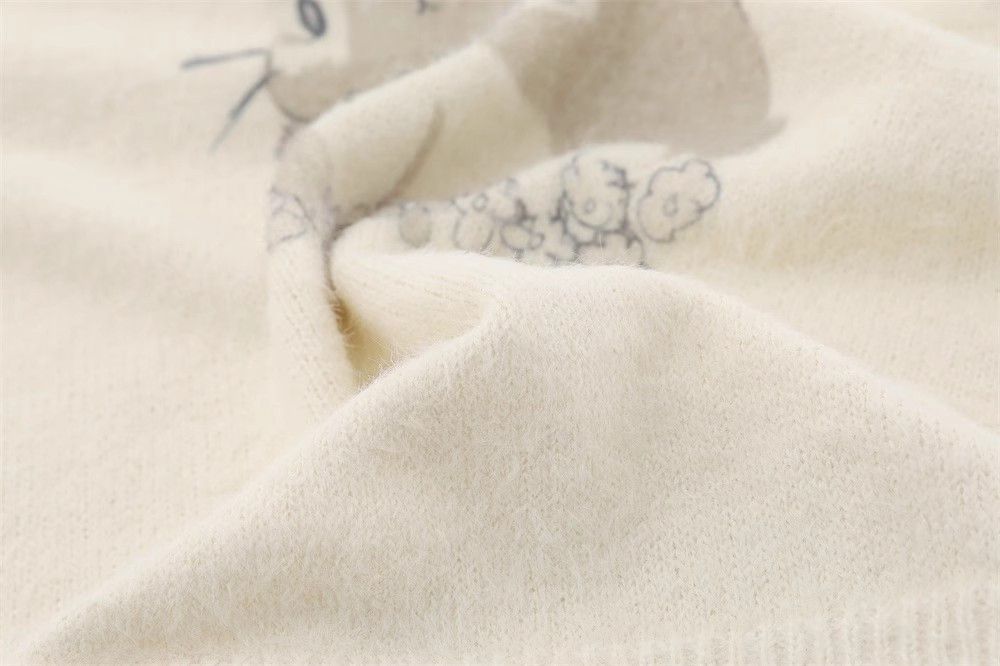 Japanese Brand × Vintage Men's loose casual round neck knitted rabbit print sweater Size US M / EU 48-50 / 2 - 6 Thumbnail