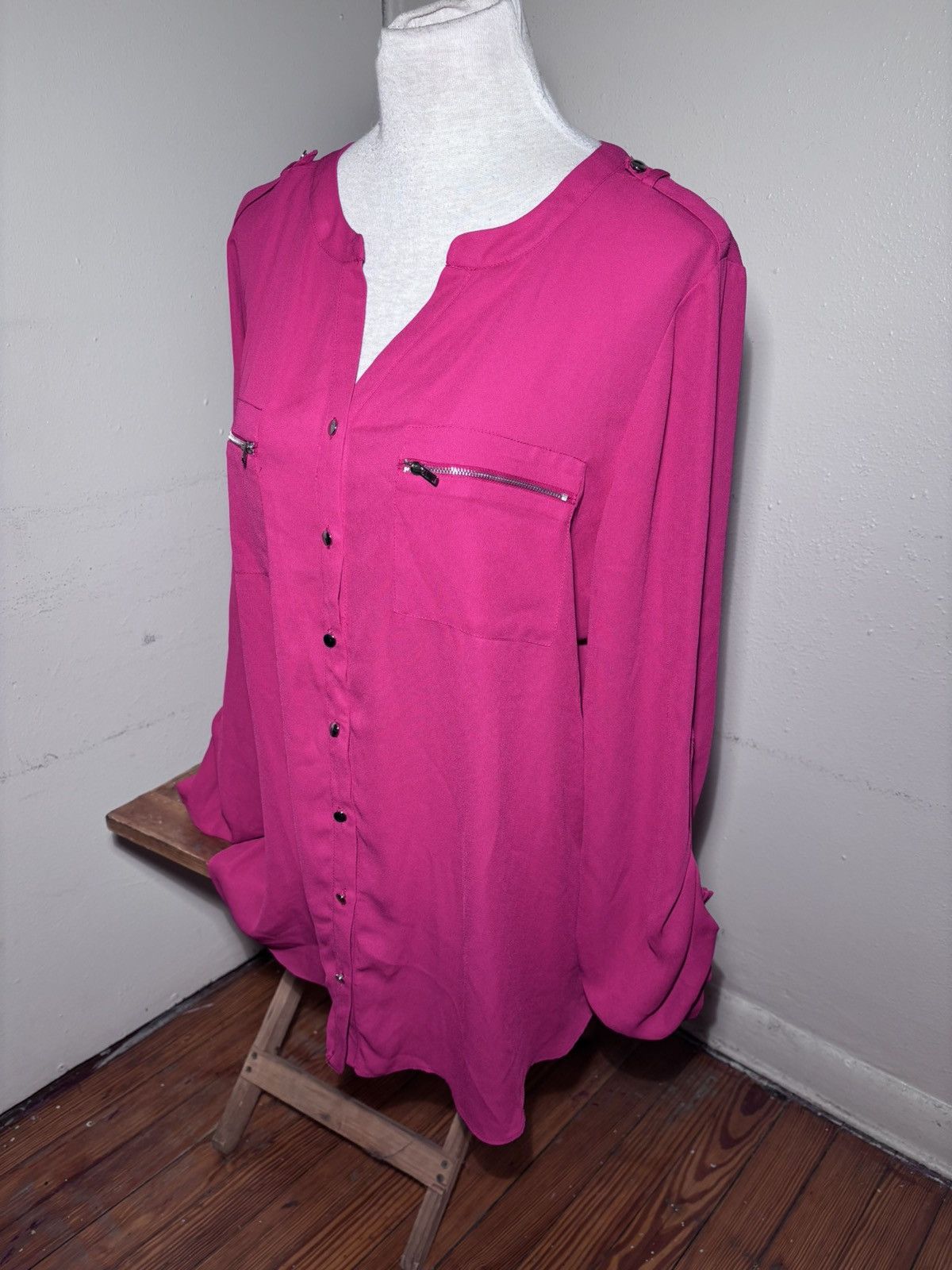Avenue Avenue Zipper Pocket Button Front Blouse Size XXL / US 16-18 / IT 52-54 - 7 Thumbnail