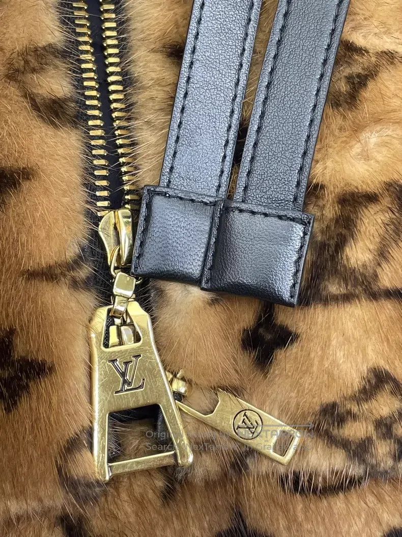 Louis Vuitton Louis Vuitton Classic presbyopic mink fur vest Size XS / US 0-2 / IT 36-38 - 4 Thumbnail
