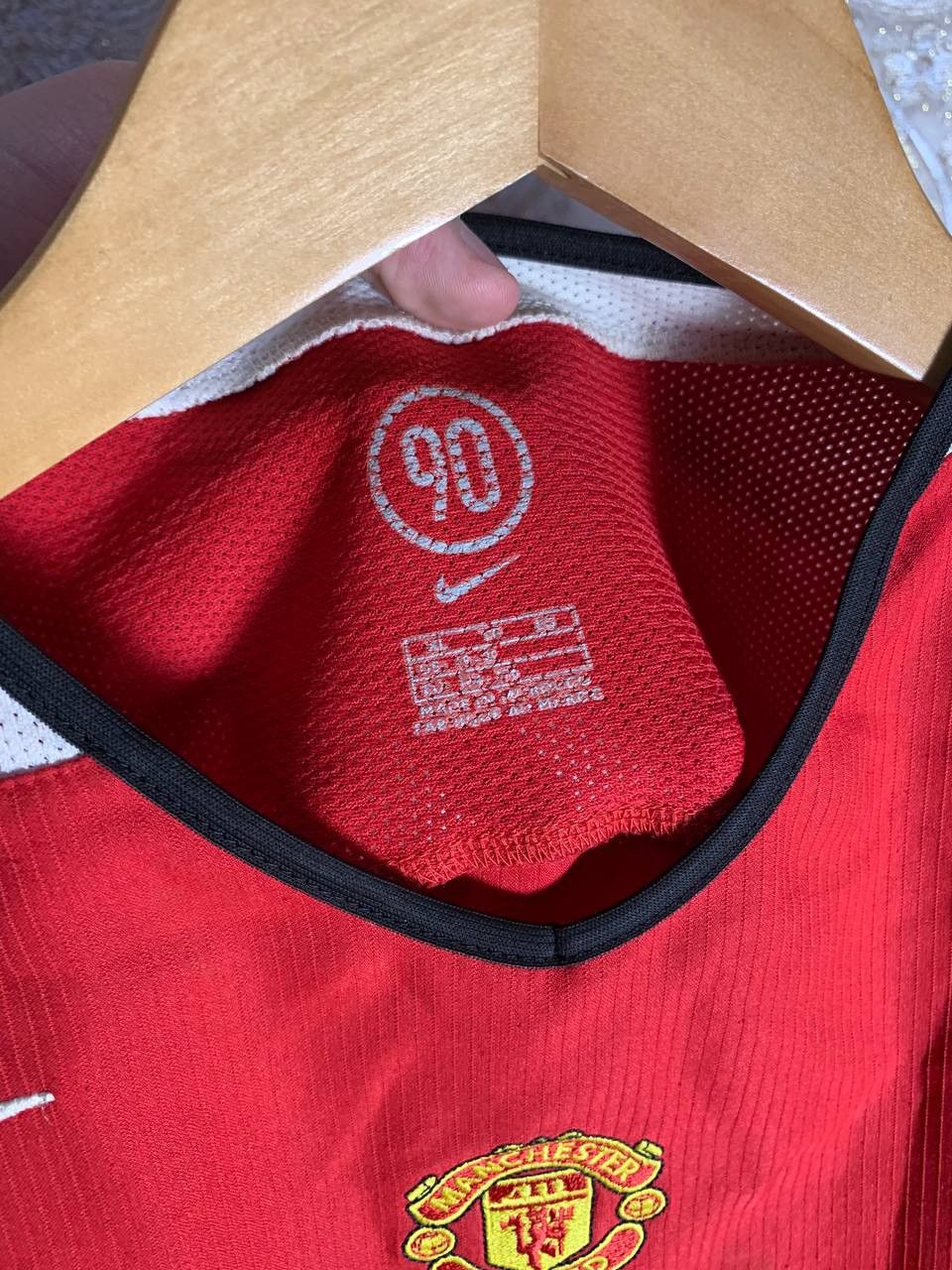 Nike VERY RARE NIKE FC MANCHESTER UNITED ENGLAND SOCCER JERSEY Size US XS / EU 42 / 0 - 5 Thumbnail