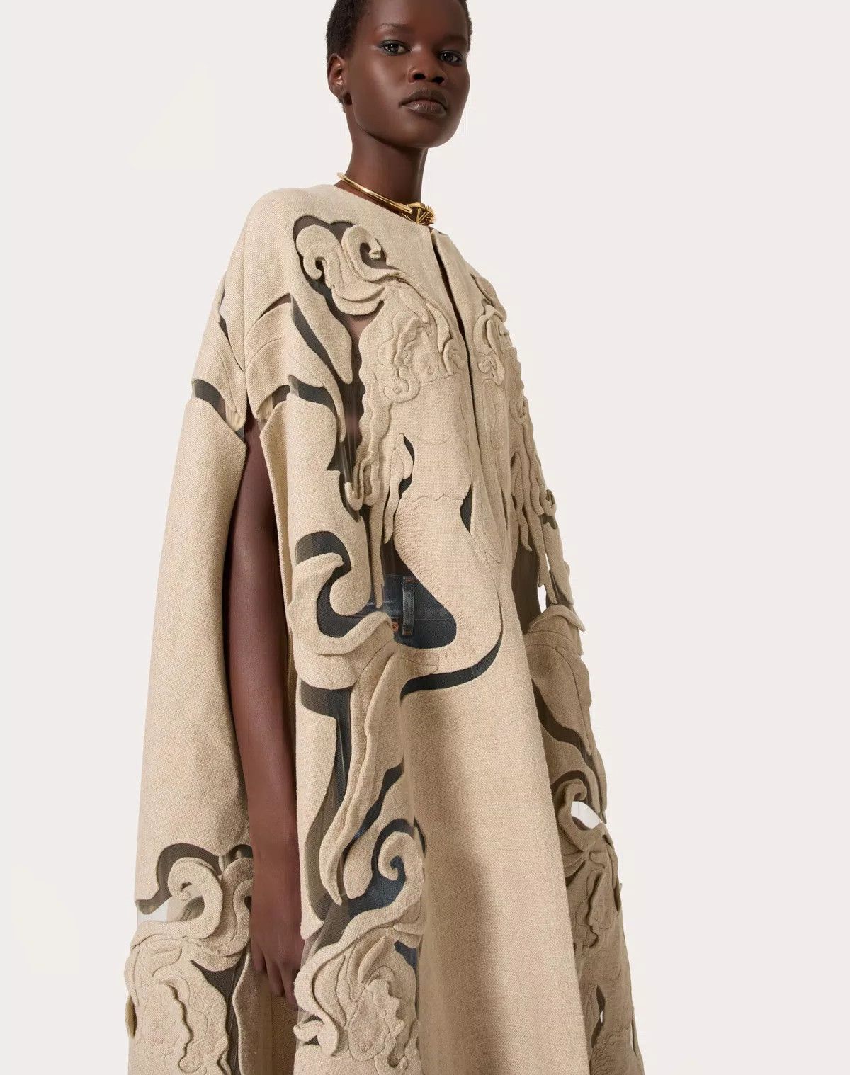 Valentino o1s1wg110426 Embroidered Linen Canvas Cape in Beige Size M / US 6-8 / IT 42-44 - 7 Thumbnail