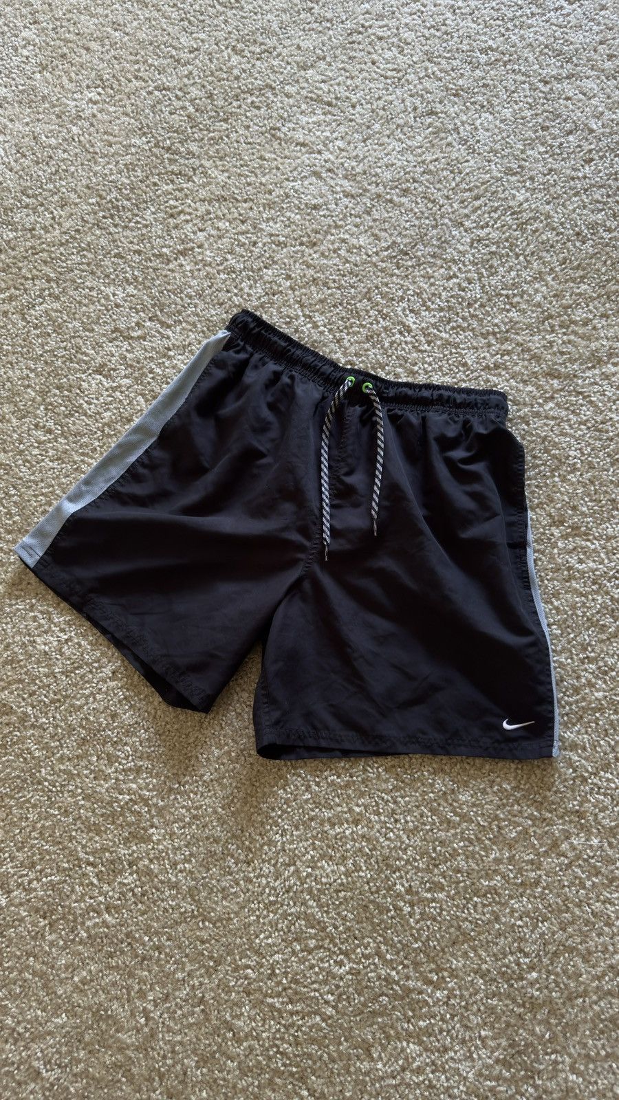 Nike × Vintage Nike Vintage shorts Size US 33 - 1 Thumbnail