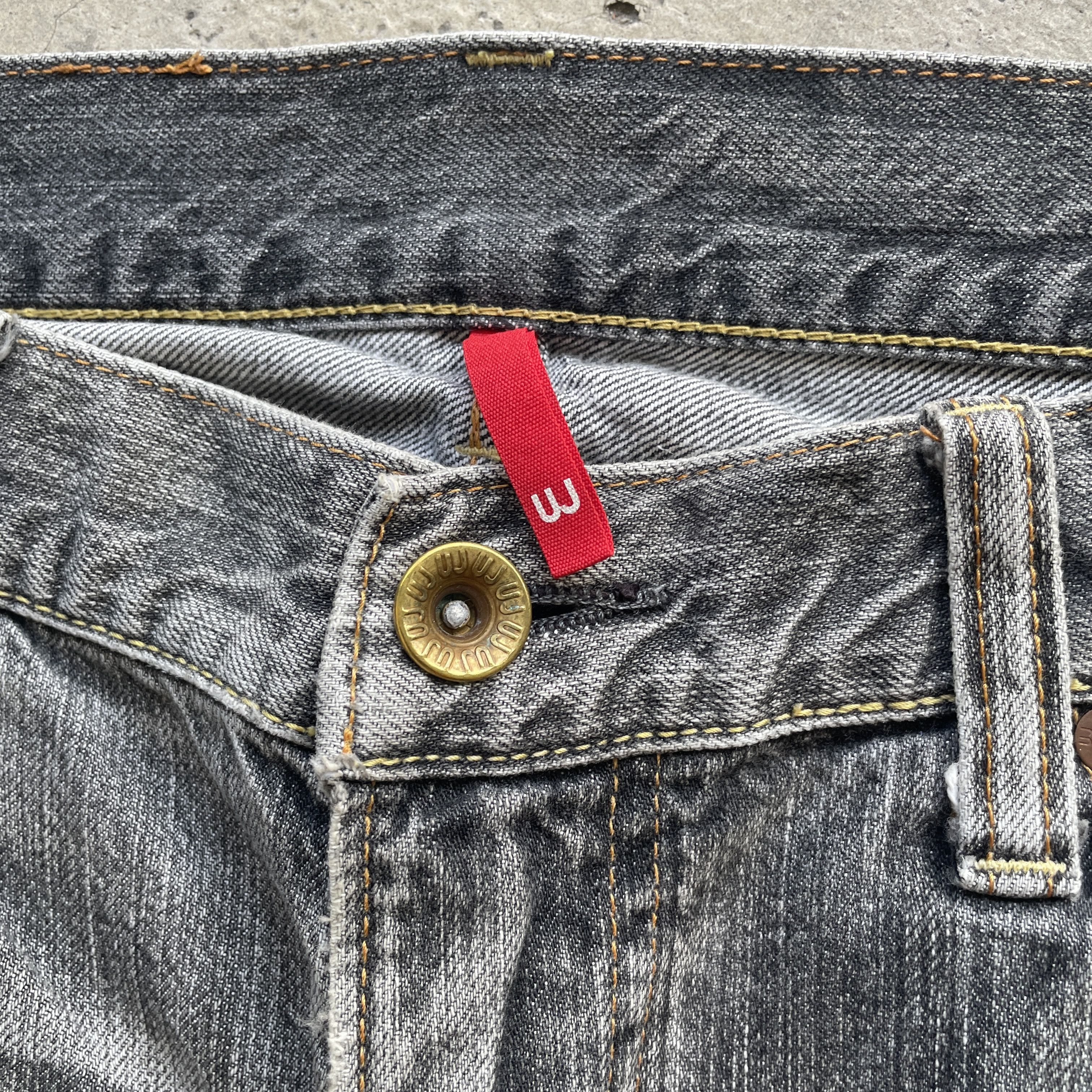 Japanese Brand VINTAGE JAPAN BLACK FADED DENIM DISTRESSED JEANS PANTS W35 Size US 35 - 6 Thumbnail