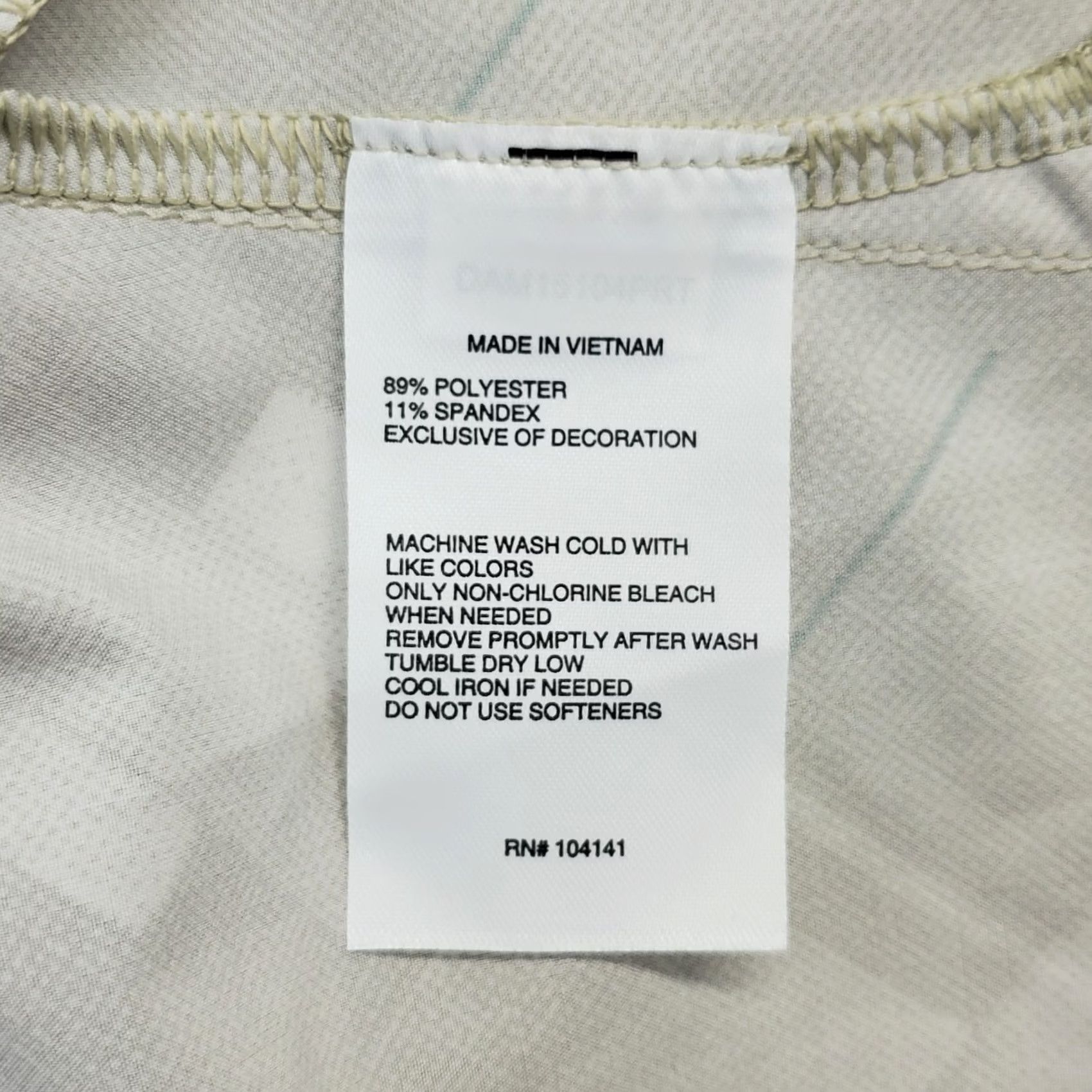 Vintage DSG Mens XL 6” Agility Shorts Windproof Grid Iron Warm Stone Moisture Wicking Athletic Geometric Inseam 6.5" Pockets MNWT Size US 36 / EU 52 - 7 Thumbnail