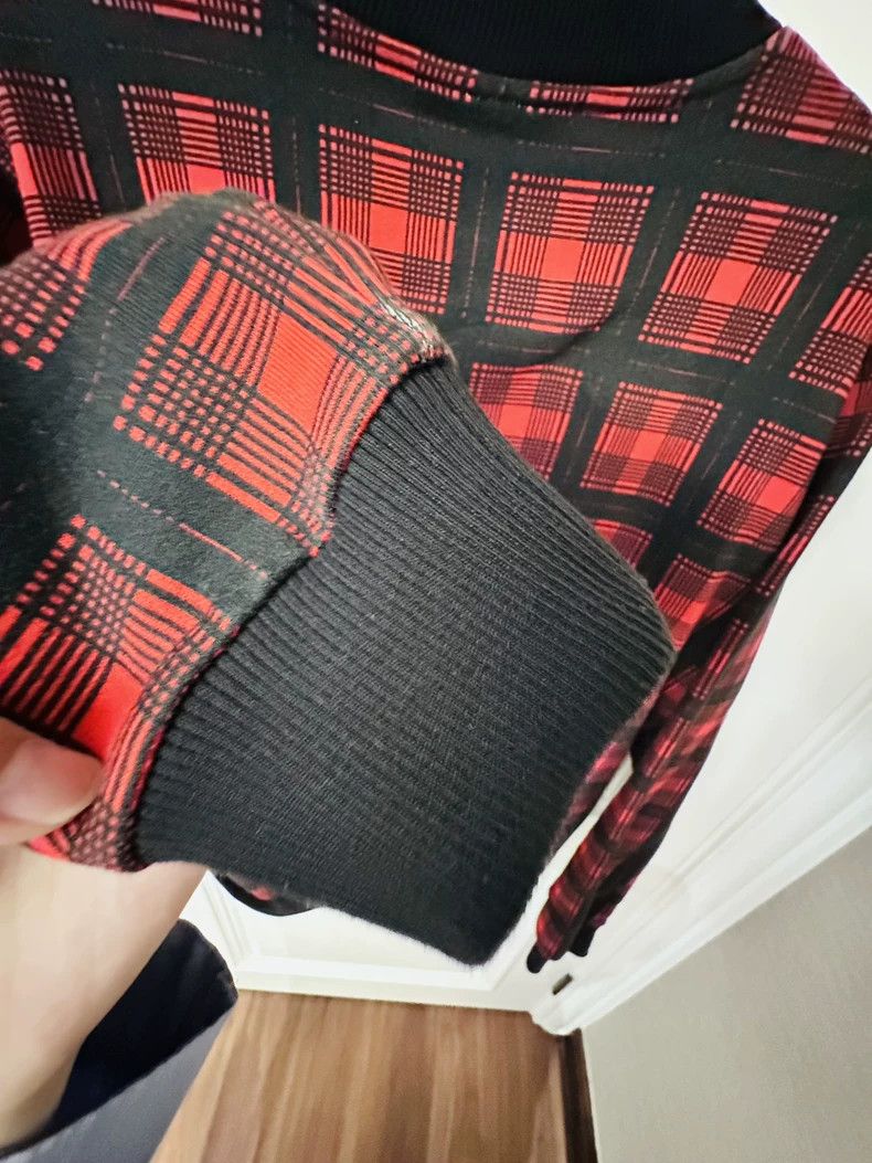 Givenchy Givenchy Red checkered Doberman sweater, XS size Size US XS / EU 42 / 0 - 5 Thumbnail