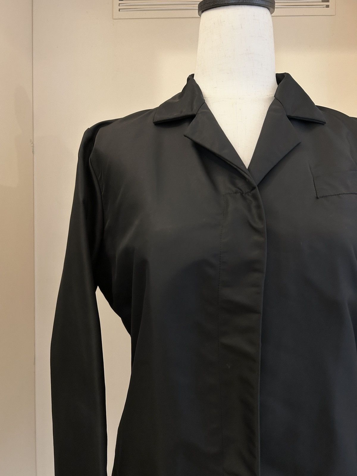 Helmut Lang Helmut Lang 1996 minimalistic nylon blazer Size M / US 6-8 / IT 42-44 - 5 Thumbnail