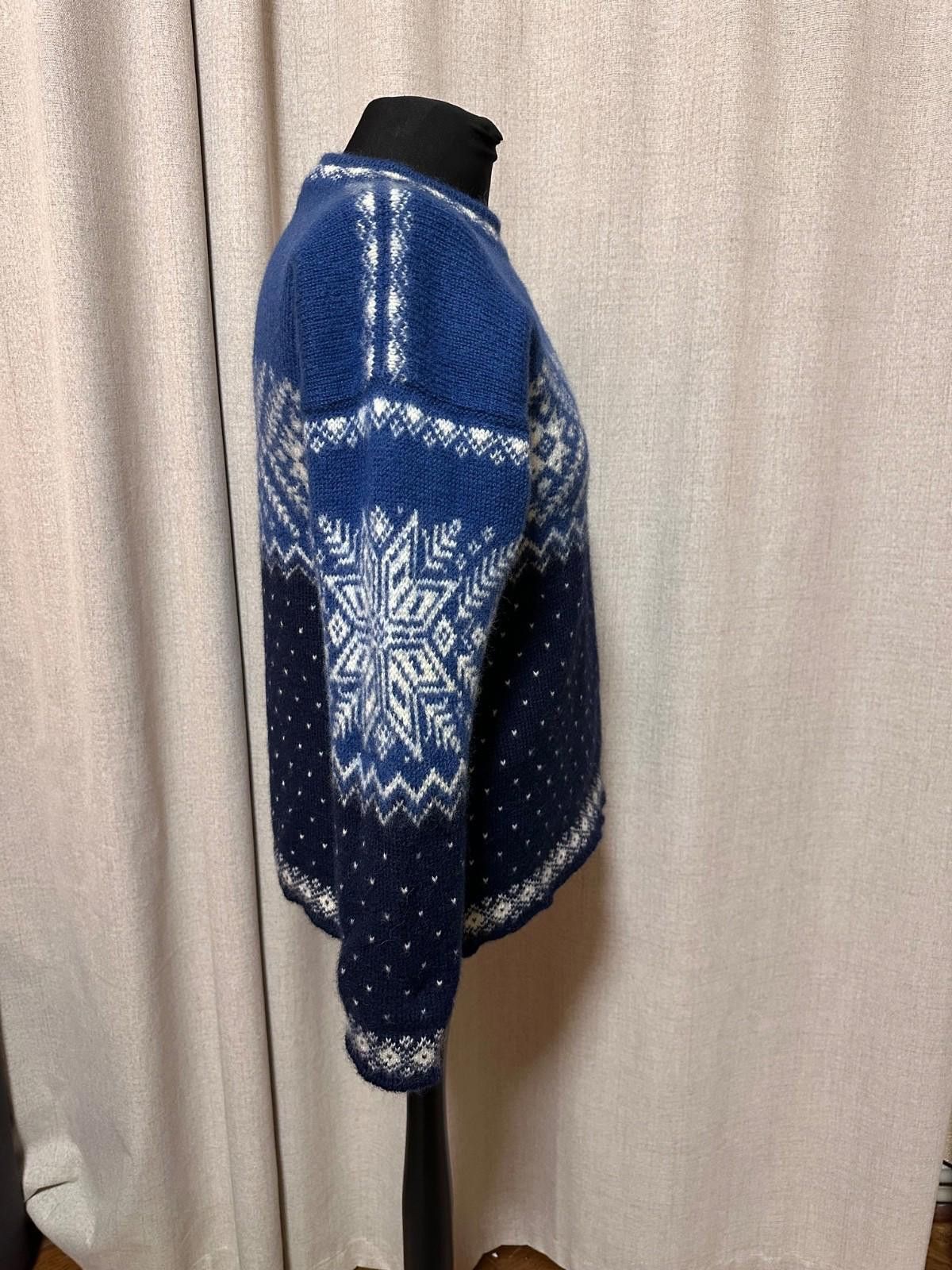 Dale Of Norway Dale of Norway Blue and White Snowflake Sweater Men's Sz M Size US M / EU 48-50 / 2 - 5 Thumbnail
