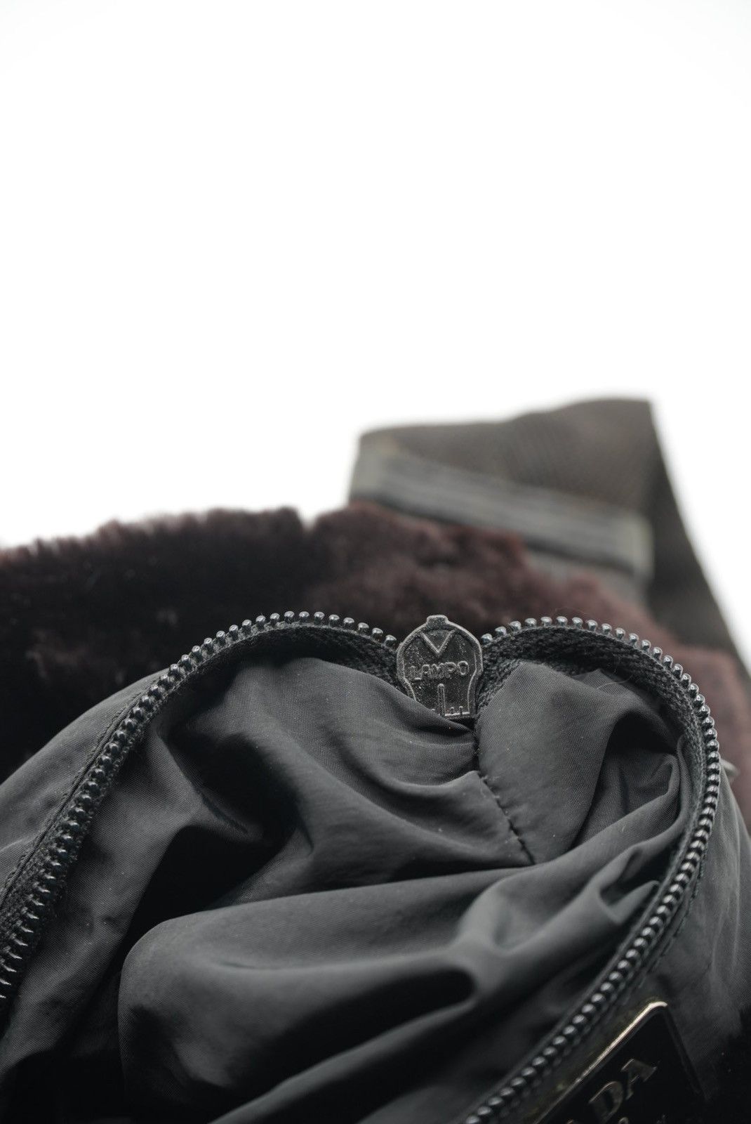 Prada Prada F/W1999 Crossbody Bag Soft Fur Size ONE SIZE - 10 Thumbnail