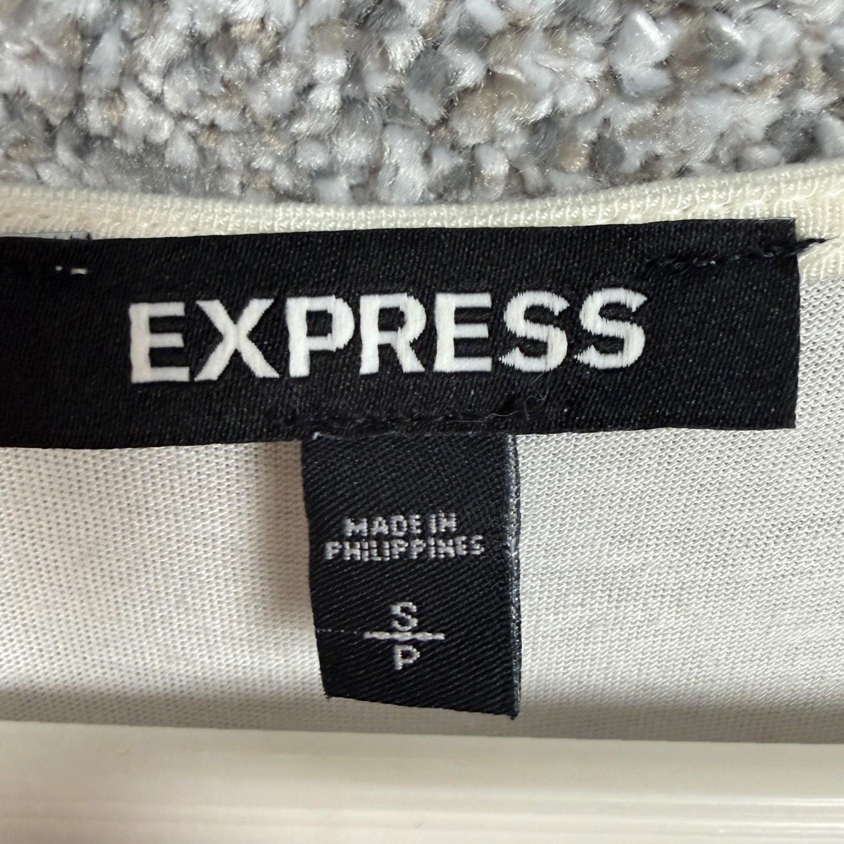 Express Express Tank Top Womens S/P White Polka Dot Zipper Studded V-Neck Tank Top, Petite, Sleeveless, Summer, Casual, Preppy Retro, Express Size S / US 4 / IT 40 - 4 Thumbnail