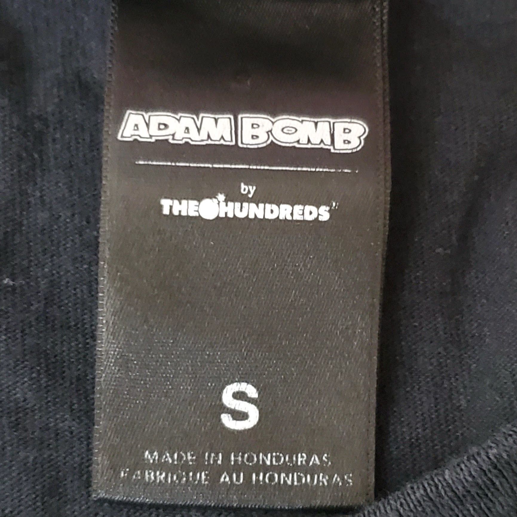 The Hundreds VINTAGE The Hundreds Bomb Gas Mask Shirt Men S Black Graphic Tee OG Logo Streetwear 90s Hip Hop Mens Size US S / EU 44-46 / 1 - 2 Thumbnail