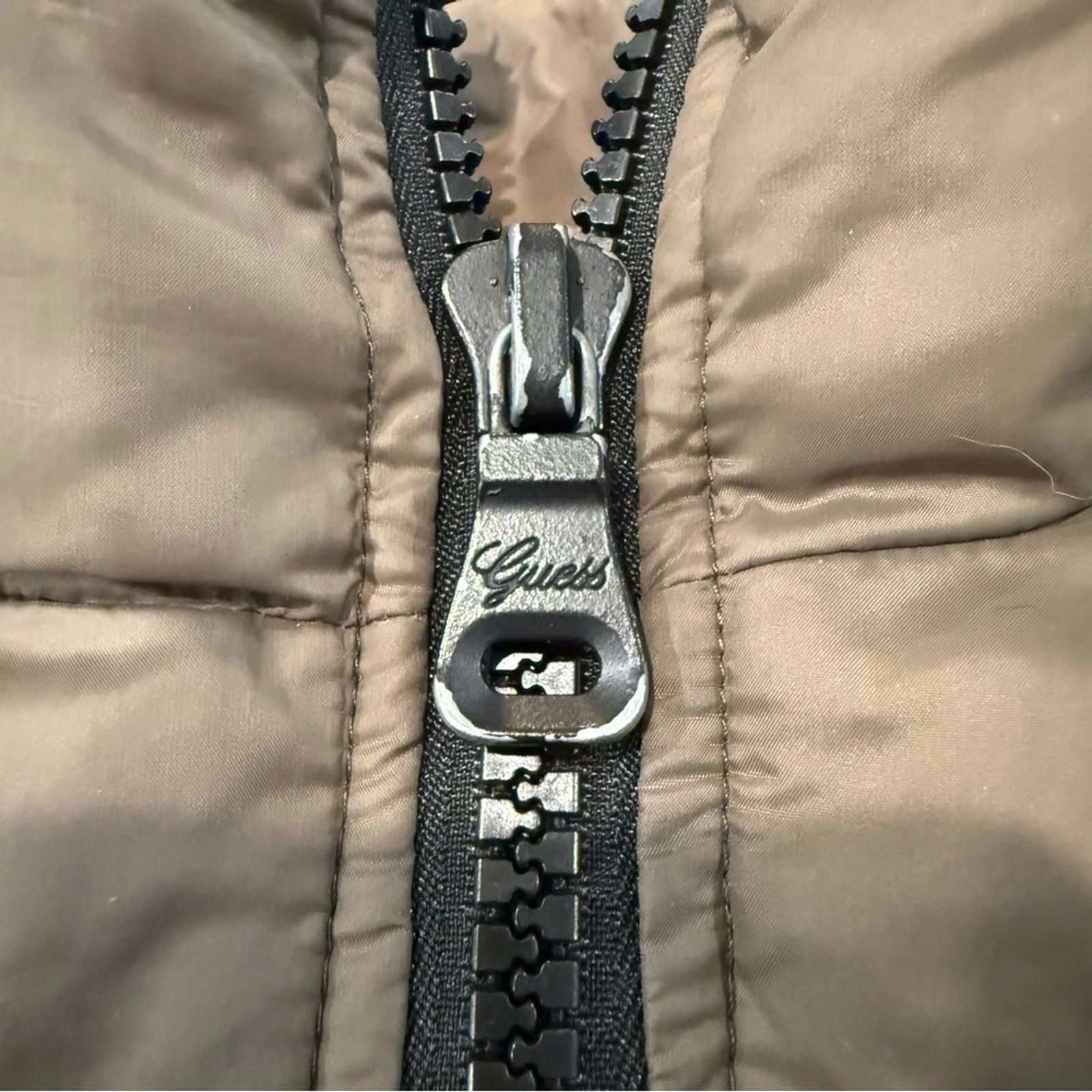 Guess Guess Detachable Hoodie Puffer Jacket Women’s Large Taupe Size L / US 10 / IT 46 - 6 Thumbnail