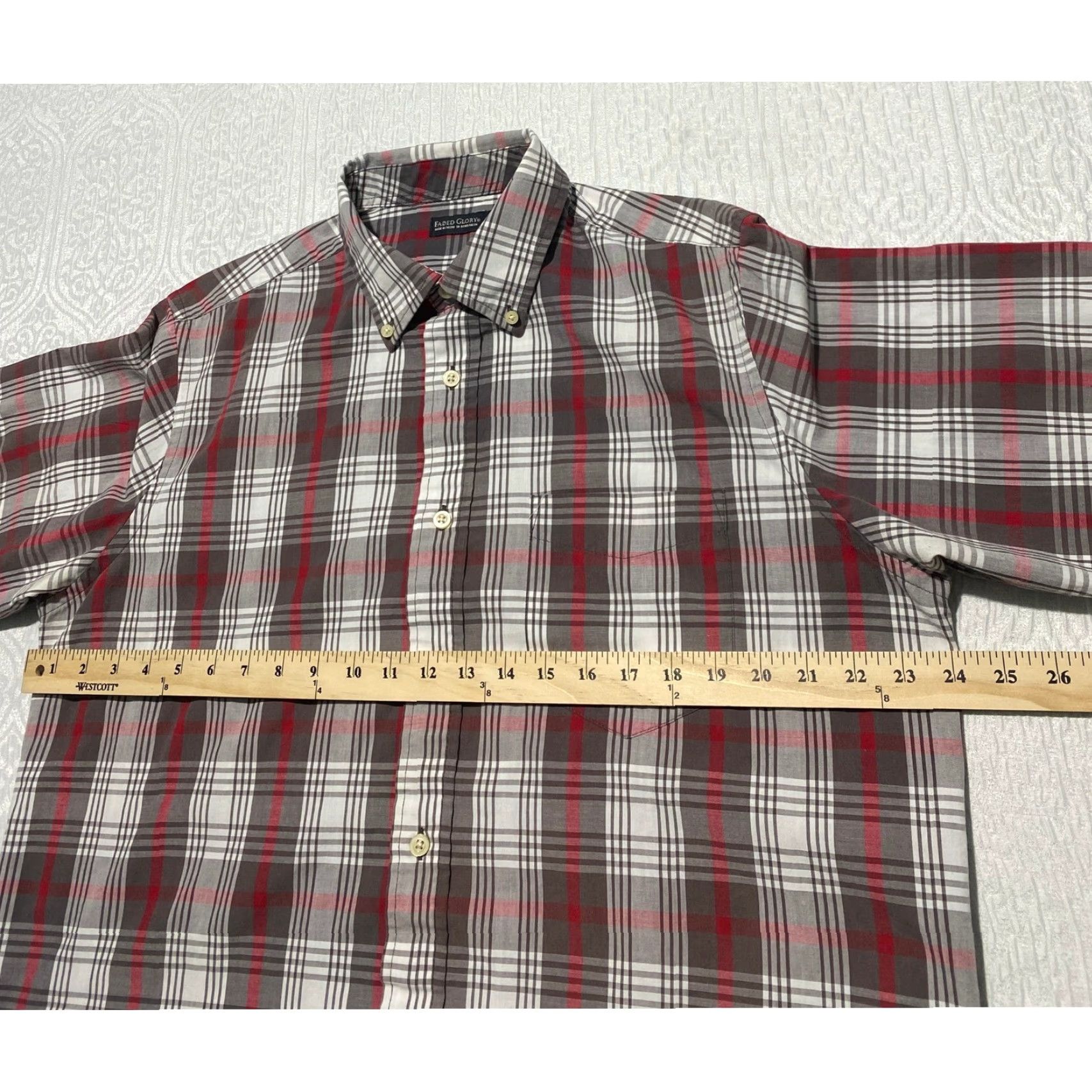Faded Glory Faded Glory Mens Plaid Short Sleeve Button-Down Shirt Gray Granite Red Large L Size US L / EU 52-54 / 3 - 6 Thumbnail