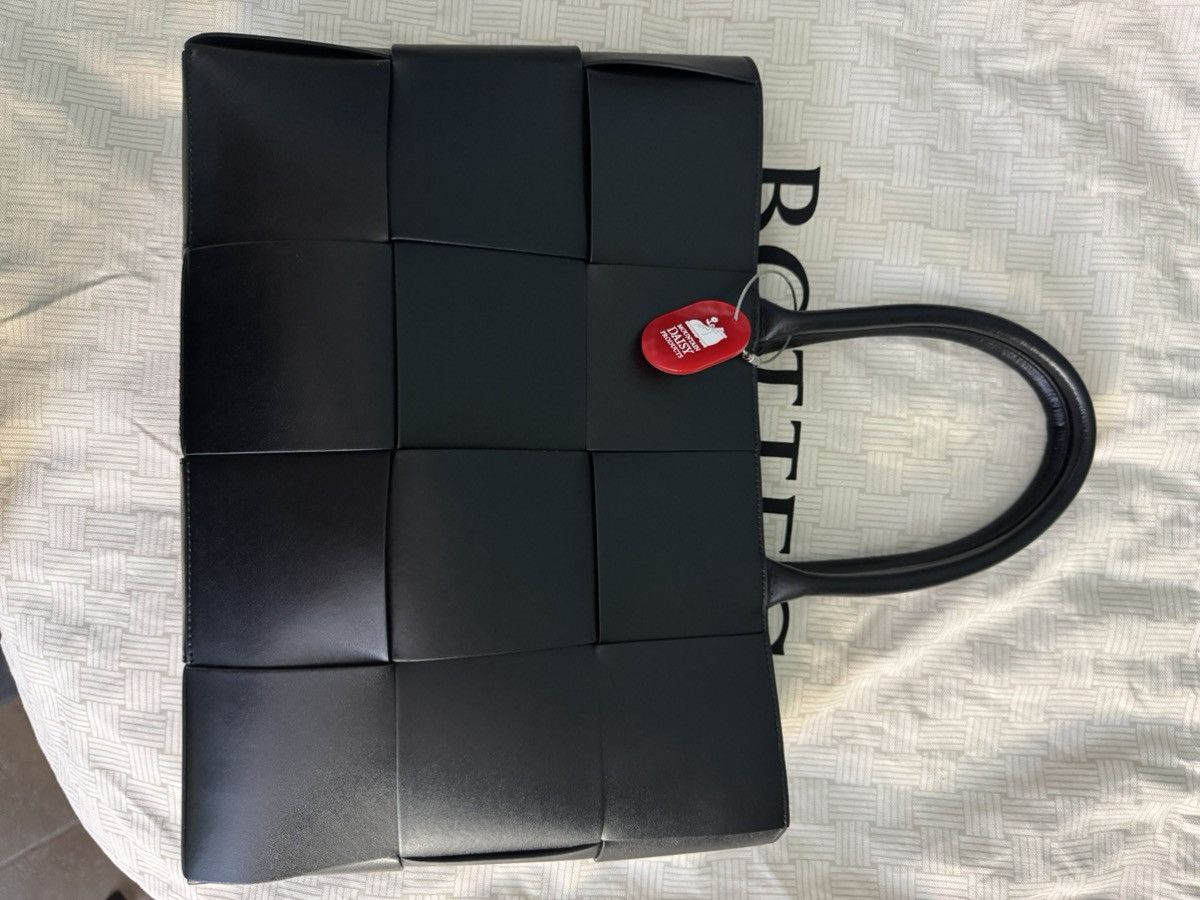 Bottega Veneta Medium Arco Tote Bag Leather Size ONE SIZE - 3 Thumbnail