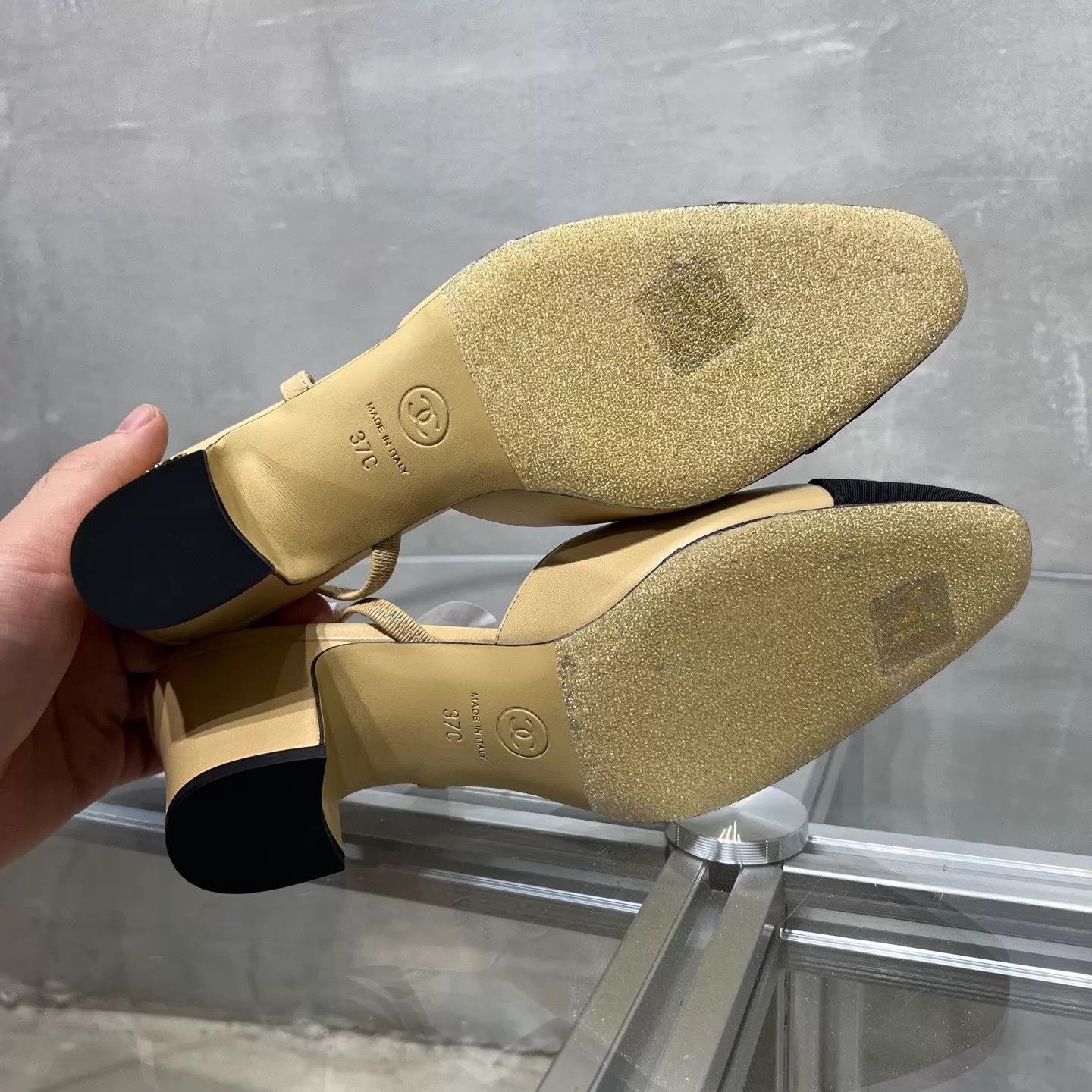 Chanel Chanel Beige Slingback Block Heel Sandals Size 37 Size US 6.5 / IT 36.5 - 7 Thumbnail