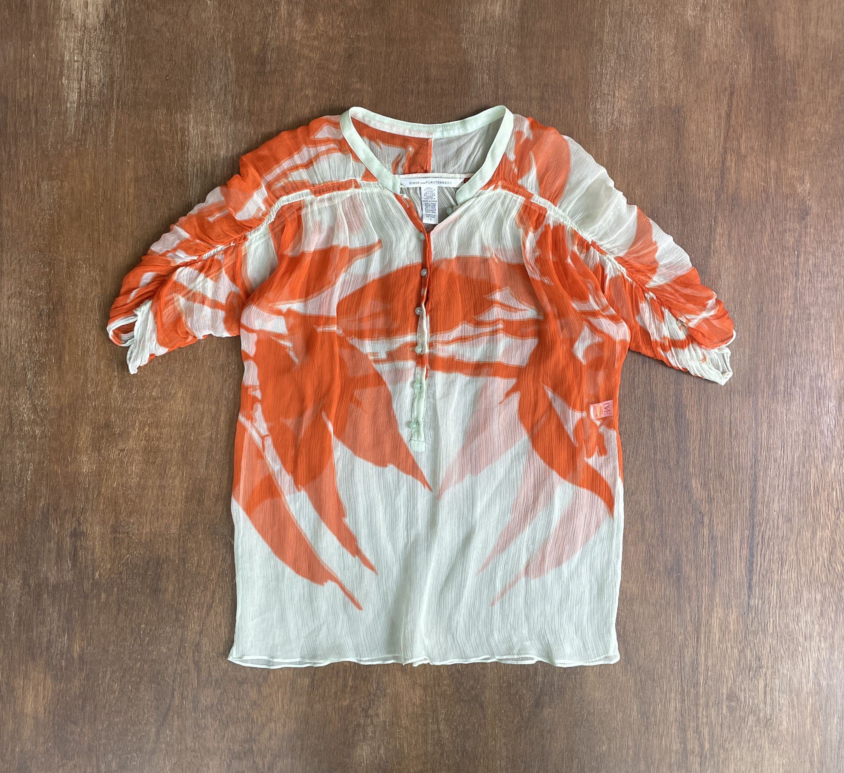 Diane von Furstenberg DIANE VON FURSTENBERG Silk Top Dry Clean Only Size M / US 6-8 / IT 42-44 - 1 Thumbnail