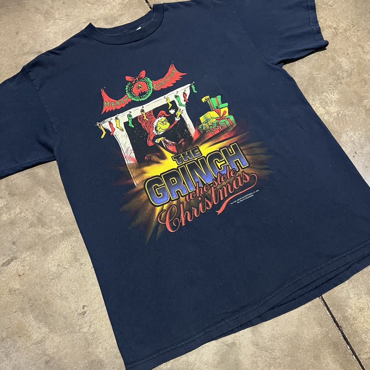 Tultex × Vintage Vintage 90s Grinch Who Stole Christmas Promo Movie T shirt Size US XL / EU 56 / 4 - 2 Thumbnail