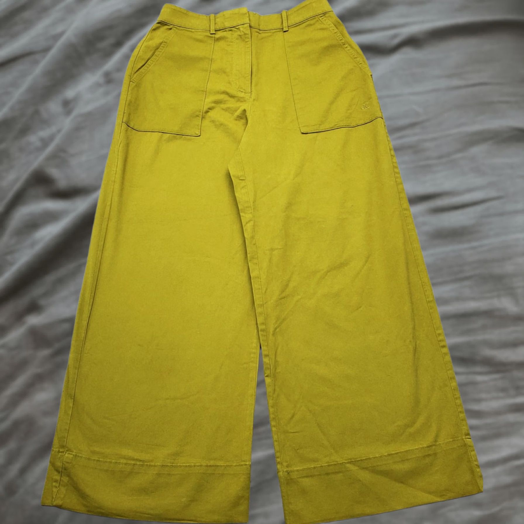 Calvin Klein Calvin Klein Pants Womens Size 4 Green Stretch Twill Comfort High Waist Wide Leg Size 27" / US 4 / IT 40 - 1 Thumbnail