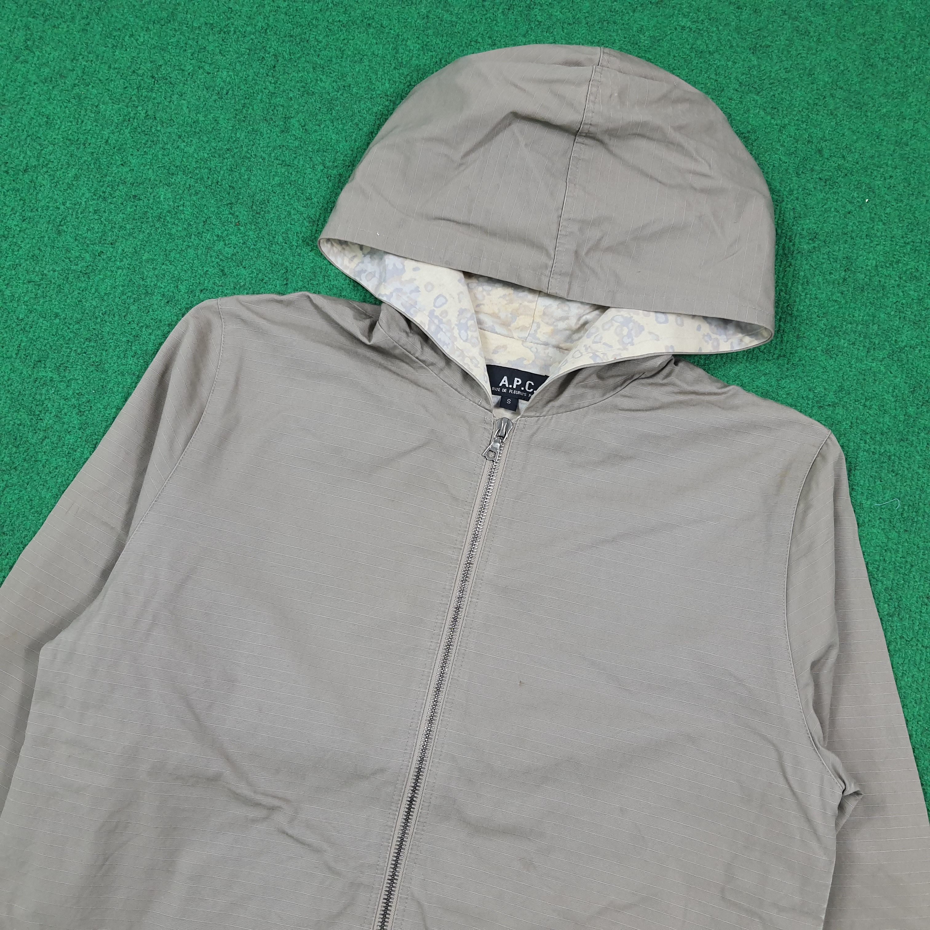 A.P.C. Vintage Rare A.P.C Paris Hooded Jacket Custom Logo C279N23 Size US S / EU 44-46 / 1 - 4 Thumbnail