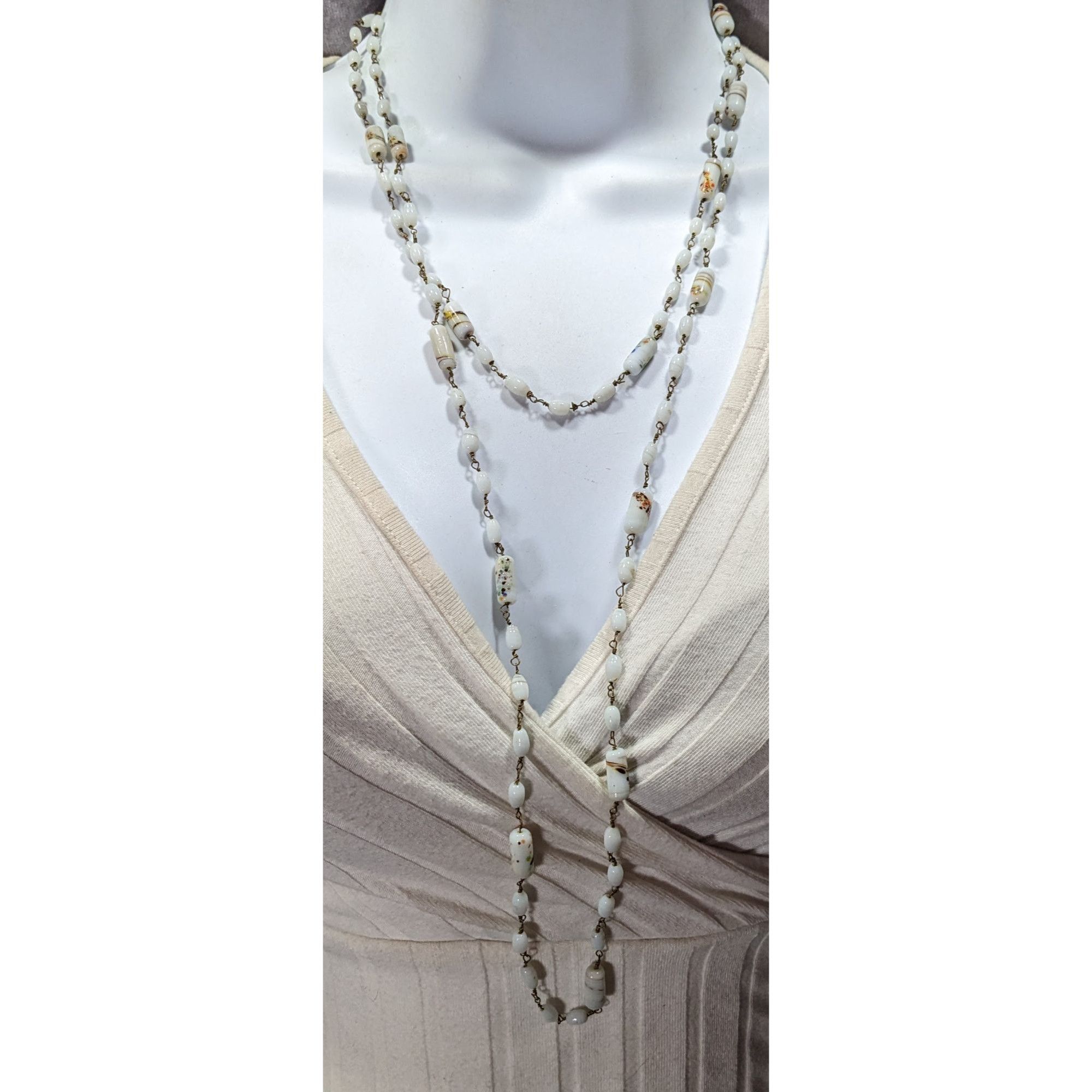 Other Vintage Handmade Mottled Rainbow Milk Glass Beaded Necklace Size ONE SIZE - 4 Thumbnail