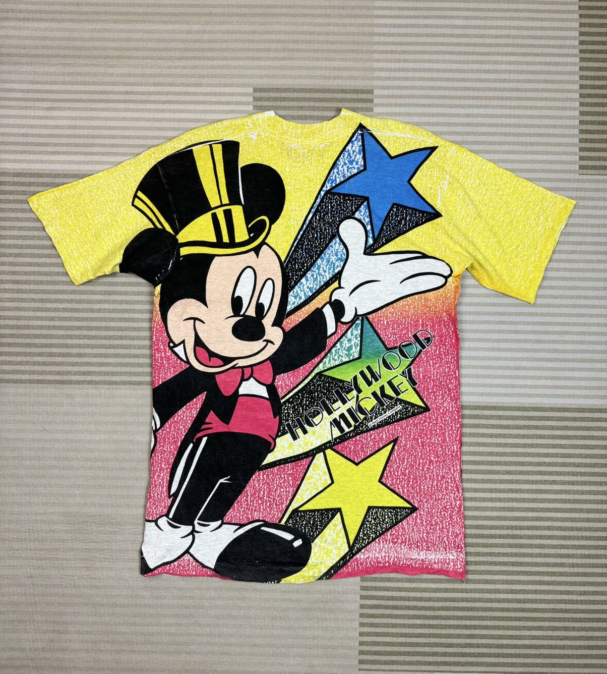 Mickey Mouse Vintage 90s Mickey Mouse Full Print Tshirt Size US M / EU 48-50 / 2 - 14 Thumbnail