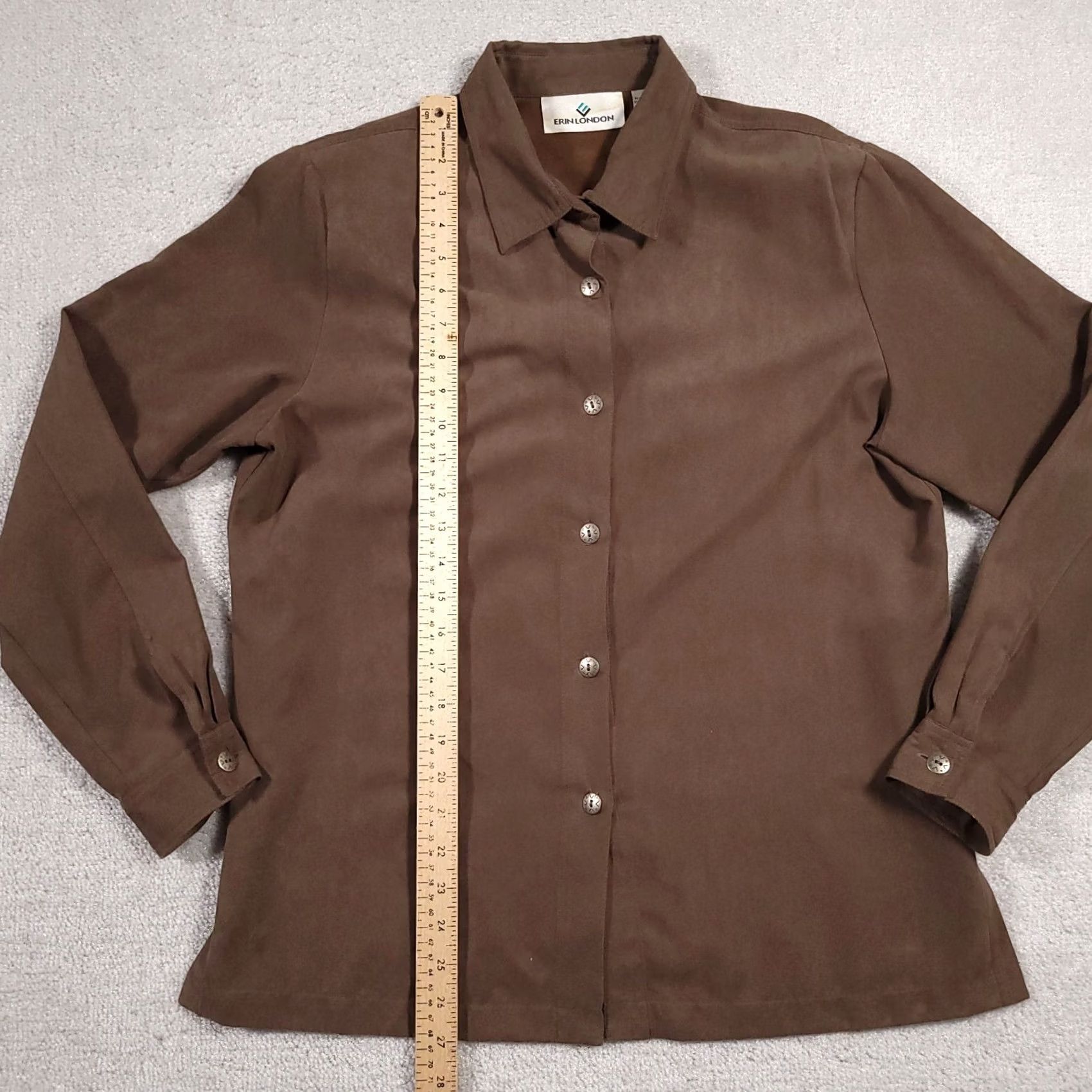 Vintage VINTAGE Erin London Button Front Shirt Women's Medium Brown Suede L/S Shoulder Pads 80s 90s, Regular, Polyester, Brown, Shirt, Womens, 2XL Size XXL / US 16-18 / IT 52-54 - 6 Thumbnail