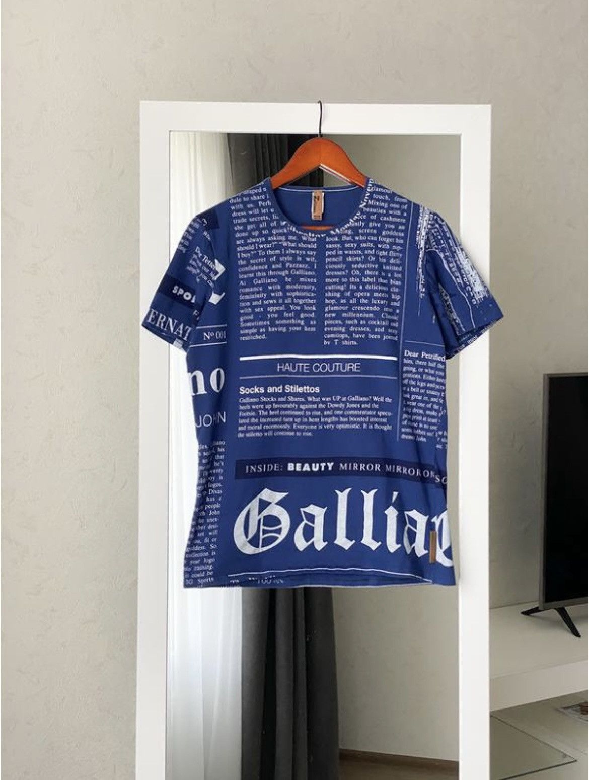 Dior × John Galliano × Vintage Vintage Galliano 2000s newspaper gazette print logo t shirt Size US M / EU 48-50 / 2 - 1 Thumbnail