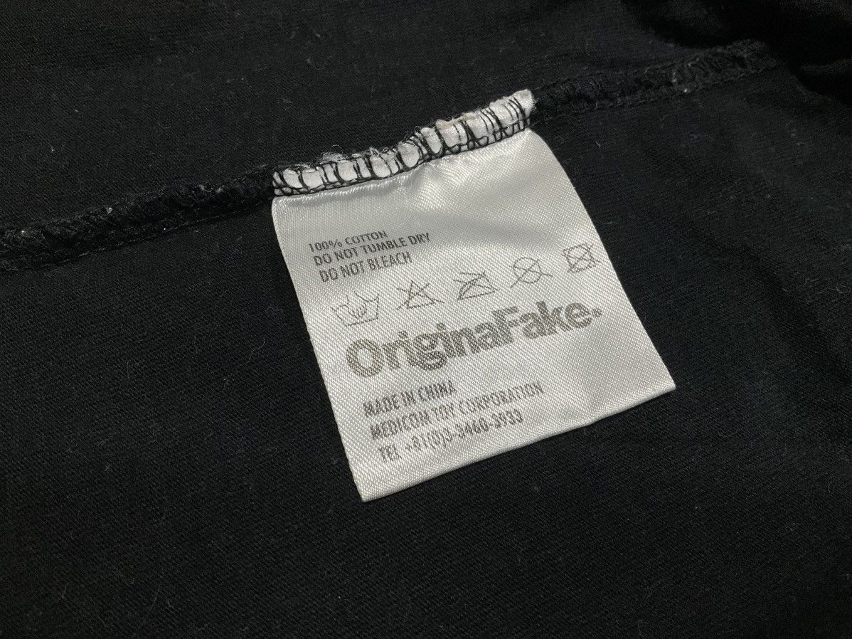Japanese Brand × Kaws × Original Fake 🔥Rare Vintage Original Fake x Kaws Shirt Size US L / EU 52-54 / 3 - 6 Thumbnail