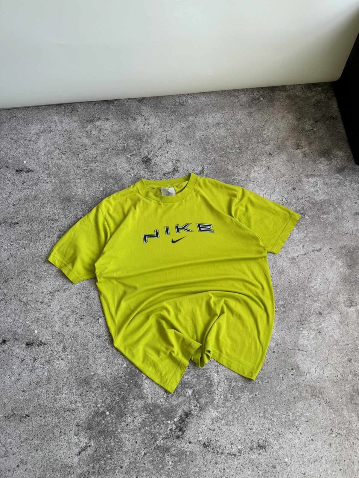 Nike × Vintage Vintage Nike Y2K big logo tee Size US XL / EU 56 / 4 - 2 Thumbnail