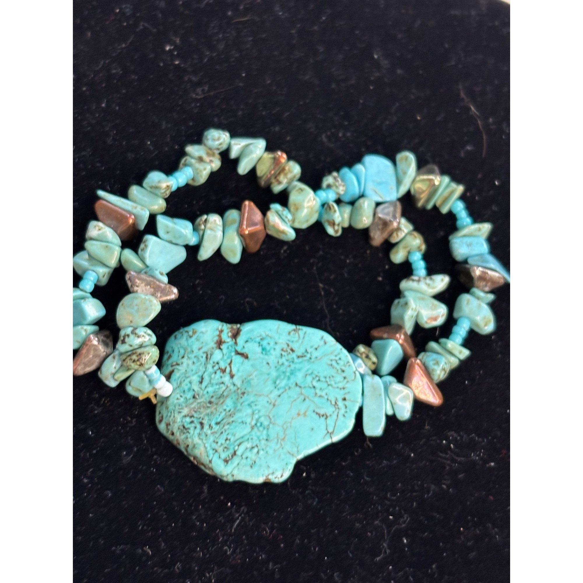 Other Turquoise Gemstone Beaded Bracelet With Large Center Stone & Size ONE SIZE - 5 Thumbnail
