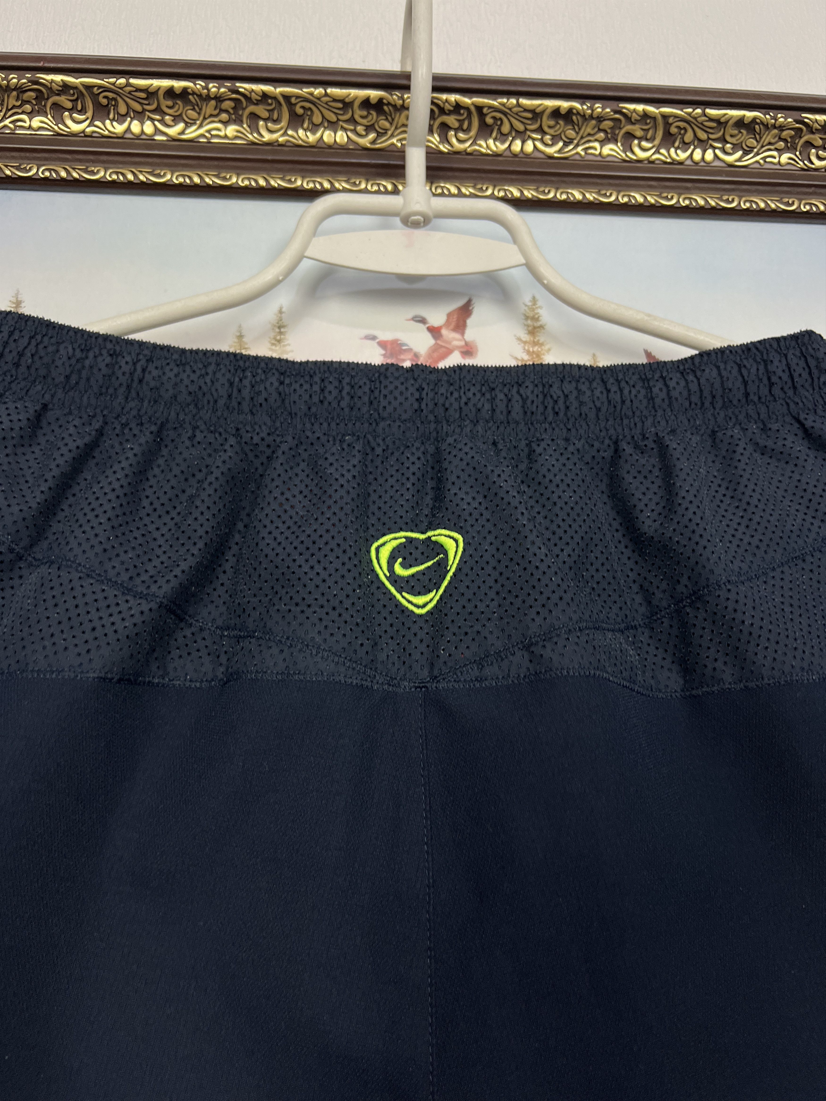 Nike Vintage Nike FC Barcelona Football Pants Soccer Sweatpants Size US 34 / EU 50 - 11 Thumbnail