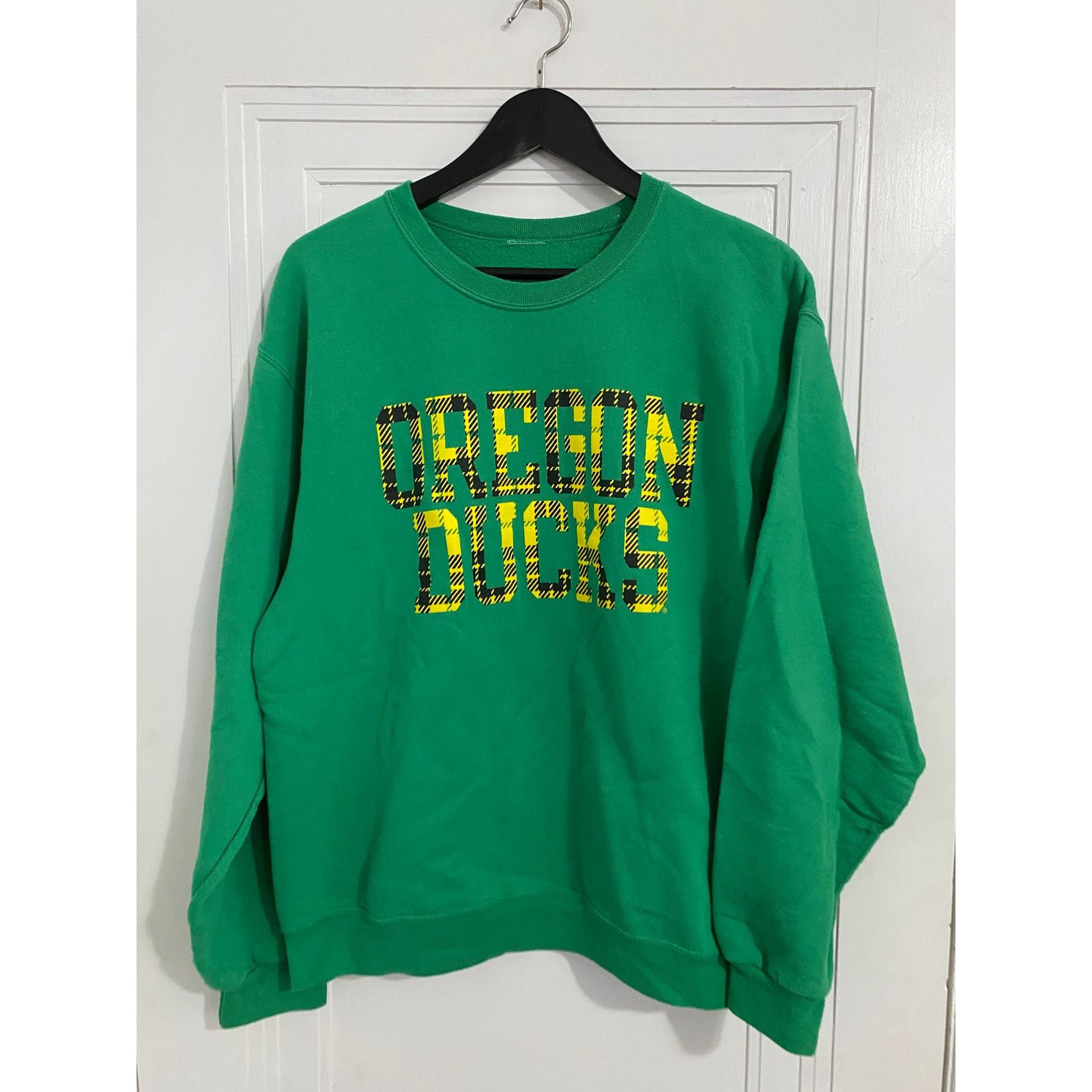 NCAA University of Oregon Ducks Green Crewneck Sweatshirt Size M Size US M / EU 48-50 / 2 - 1 Thumbnail