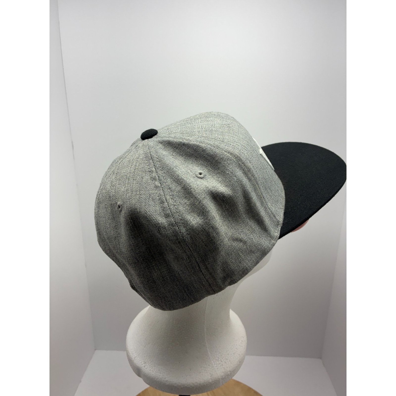 Vans Vans “Off the Wall” Snapback Hat Gray Black Wool Blend Size ONE SIZE - 7 Thumbnail