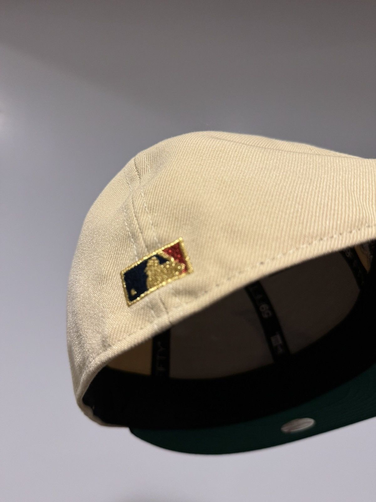 Hat Club × MLB × New Era Hatclub Exclusive Cleveland Indians Script logo 7 3/8 Size ONE SIZE - 3 Thumbnail