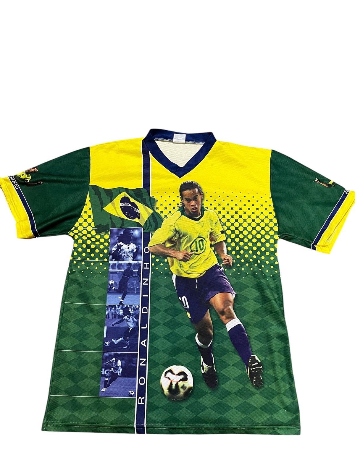Nike Vintage soccer jerseys Ronaldinho Size US S / EU 44-46 / 1 - 1 Thumbnail