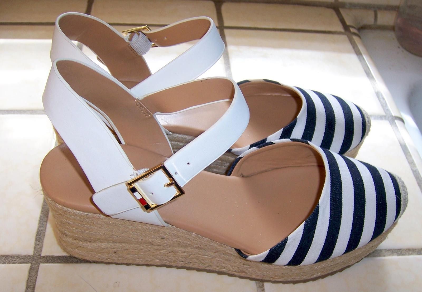 Tommy Hilfiger Tommy Hilfiger Nilsa Women's 7.5 Wedge Sandals Size US 7.5 / IT 37.5 - 4 Thumbnail